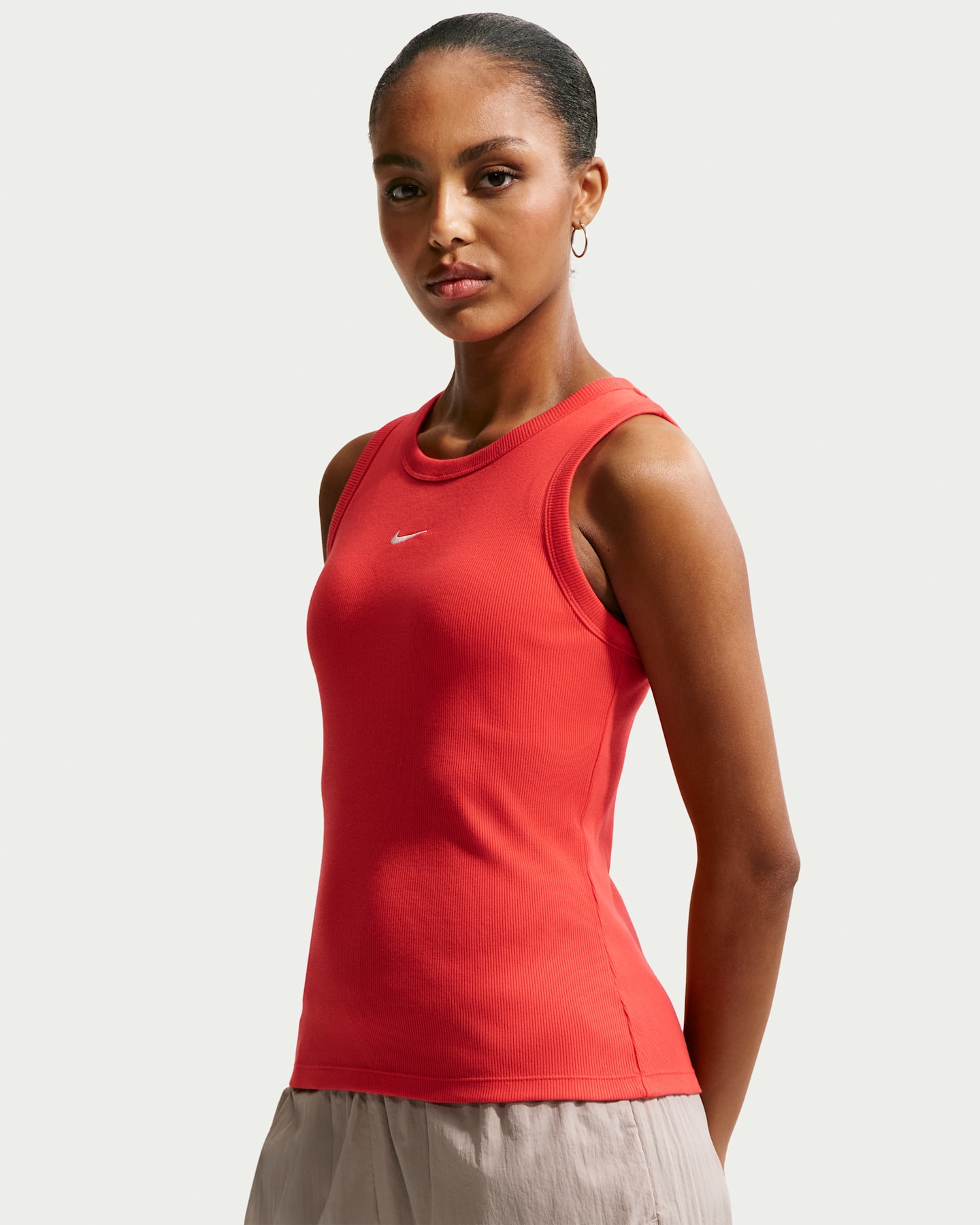 Женская облегающая майка Nike Sportswear в рубчик, цвет: Малиновый / Молочный — фото 6