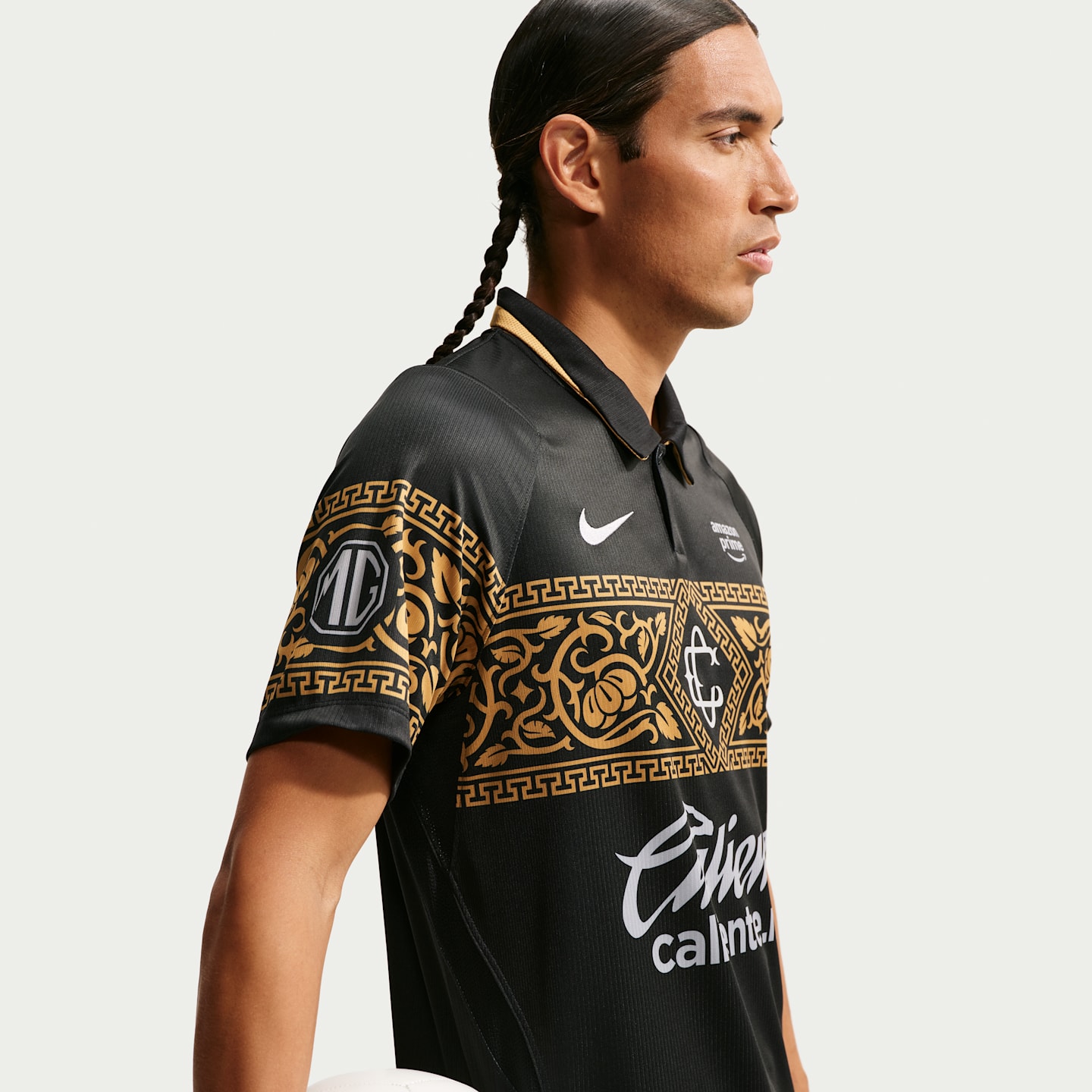 Мужской топ Nike C.D. Guadalajara 2026/27 Stadium Third Dri-FIT Soccer Replica Jersey, цвет: Чёрный / Золотой — фото 3