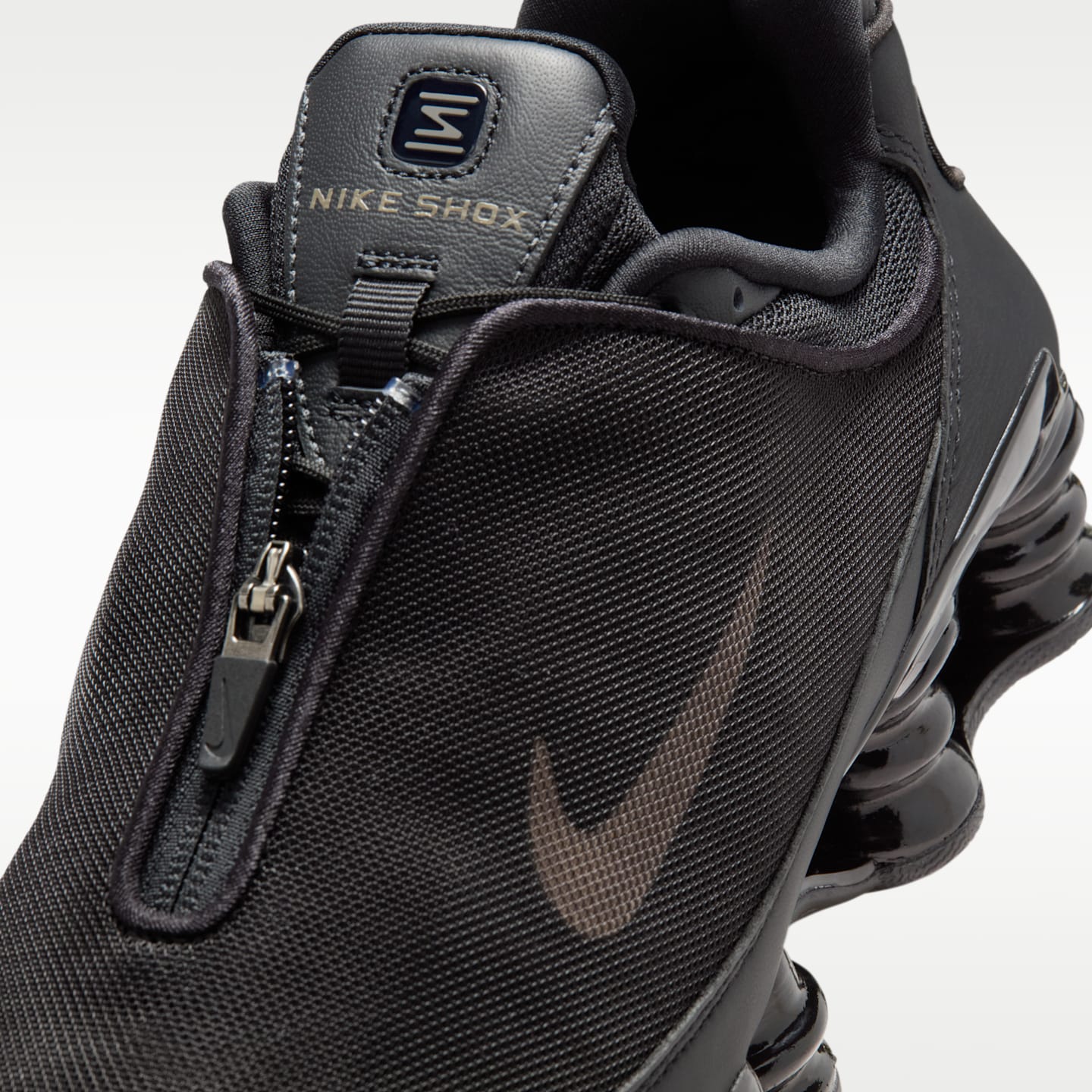 Женские кроссовки Nike Shox TL, цвет: Чёрный / Серо-бежевый — фото 7