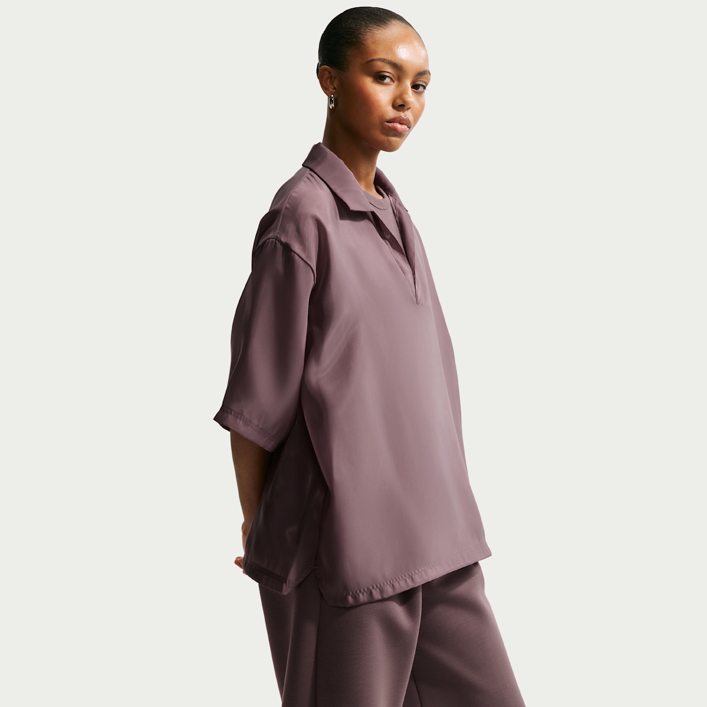 Женский топ Nike Sportswear Oversized Sheer Top, цвет: Молочный — фото 3