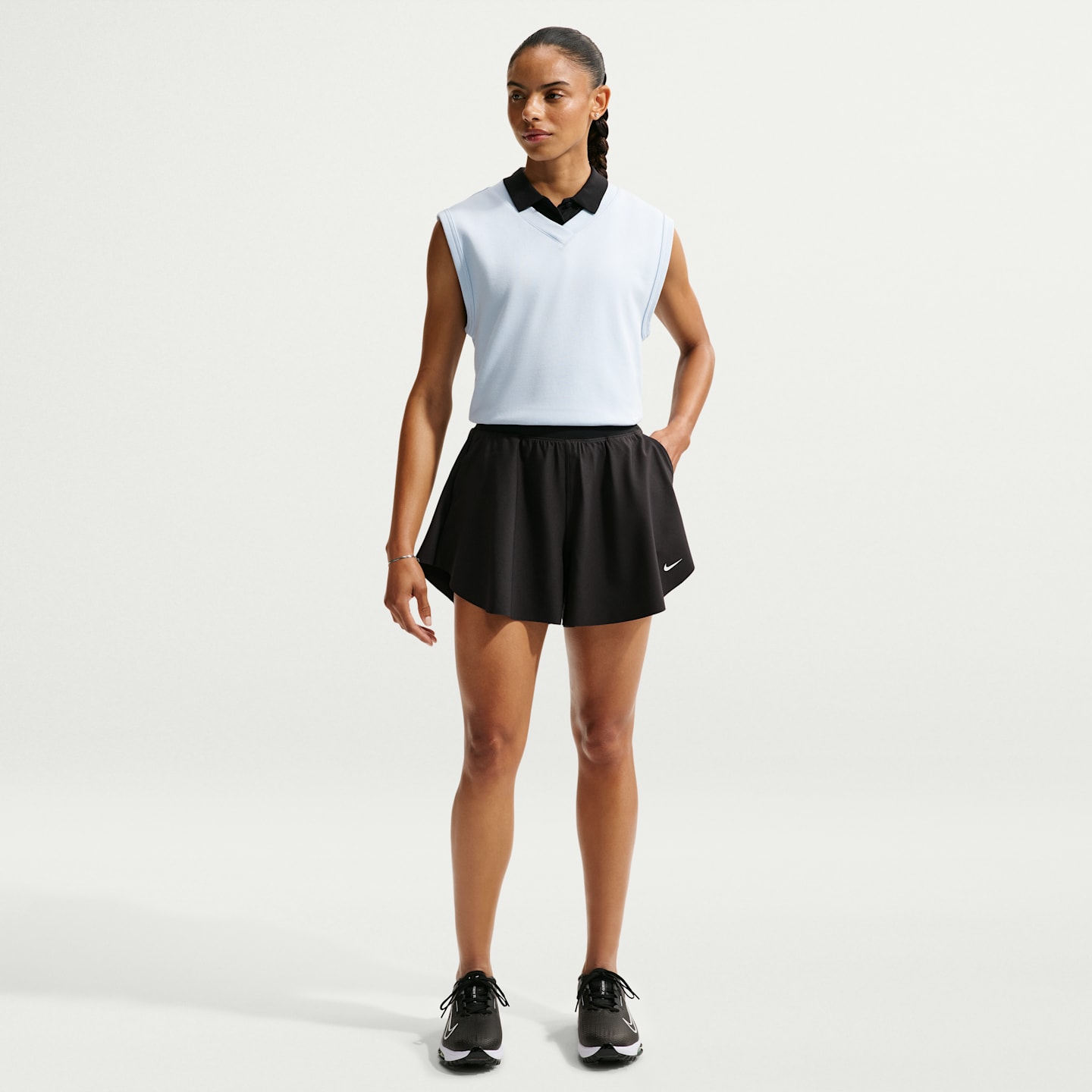 Женские шорты для гольфа Nike Tailored Performance Dri-FIT, цвет: Чёрный / Белый — фото 1