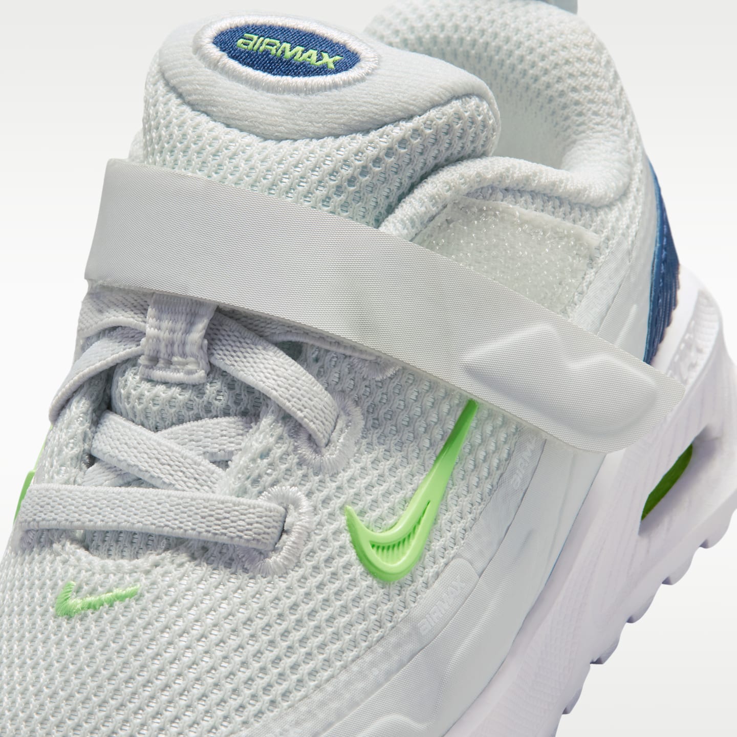 Детские кроссовки Nike Air Max Bia Baby/Toddler, цвет: Молочный белый / Белый — фото 7