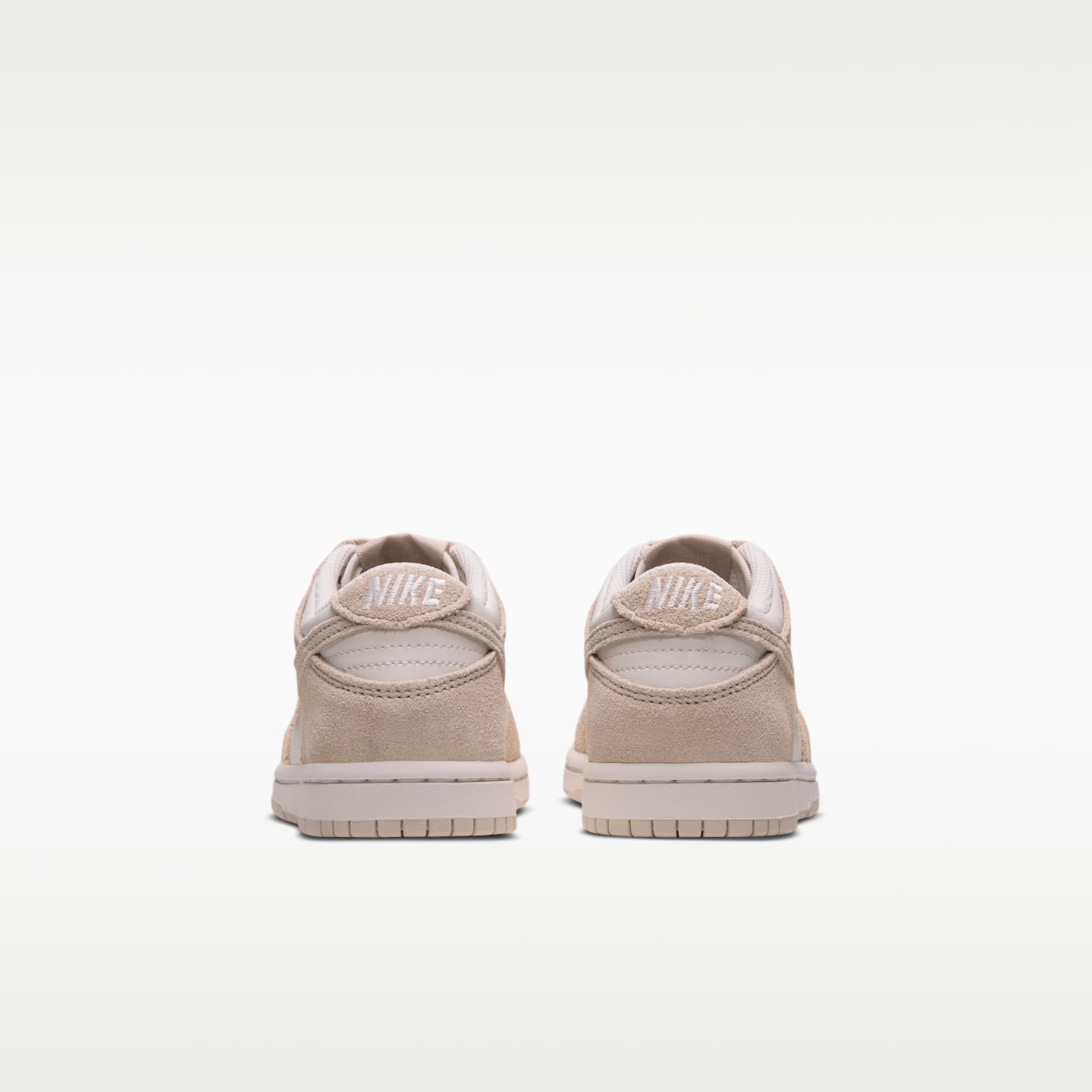 Детские кроссовки Nike Dunk Low Suede, цвет: Phantom/Sanddrift — фото 6
