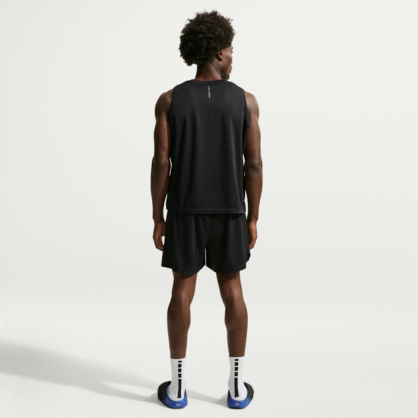 Баскетбольные шорты Nike Sabrina Aero-FIT, цвет: Чёрный / Ледяной серебряный — фото 9