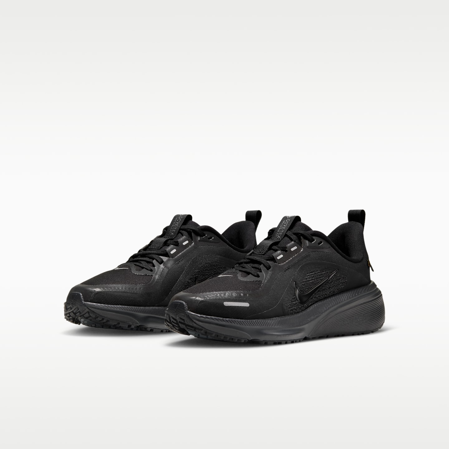 Детские кроссовки Nike Pegasus 42 GORE-TEX Waterproof Road Running, цвет: Чёрный / Почти чёрный — фото 5