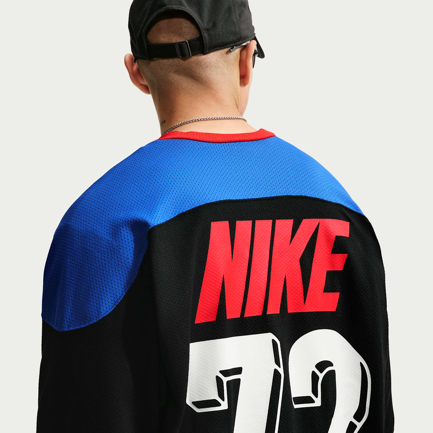 Мужской топ Nike Sportswear Club Hockey Jersey, цвет: Чёрный / Королевский синий — фото 2