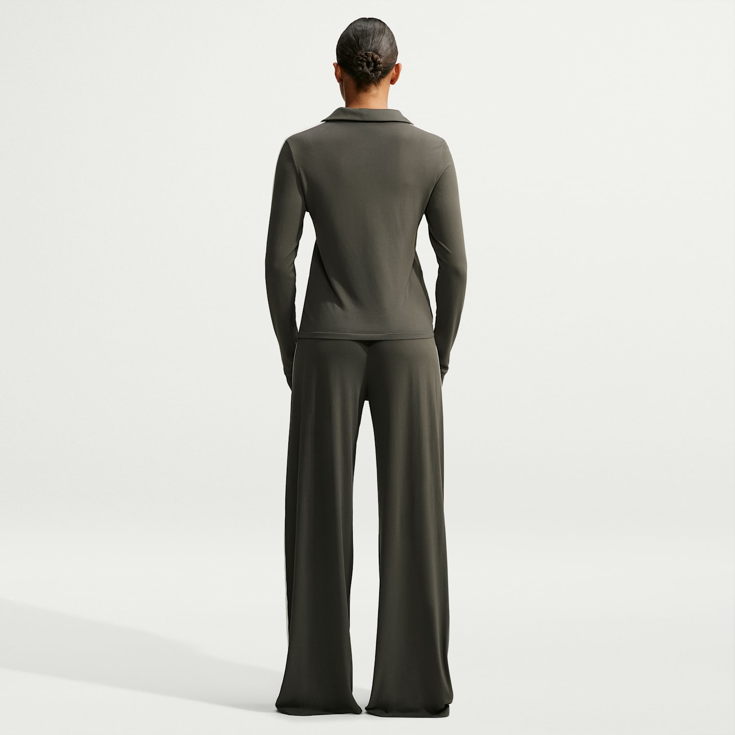 Женские брюки NikeSKIMS Stretch Knit Oversized Wide-Leg, цвет: Экрю — фото 6