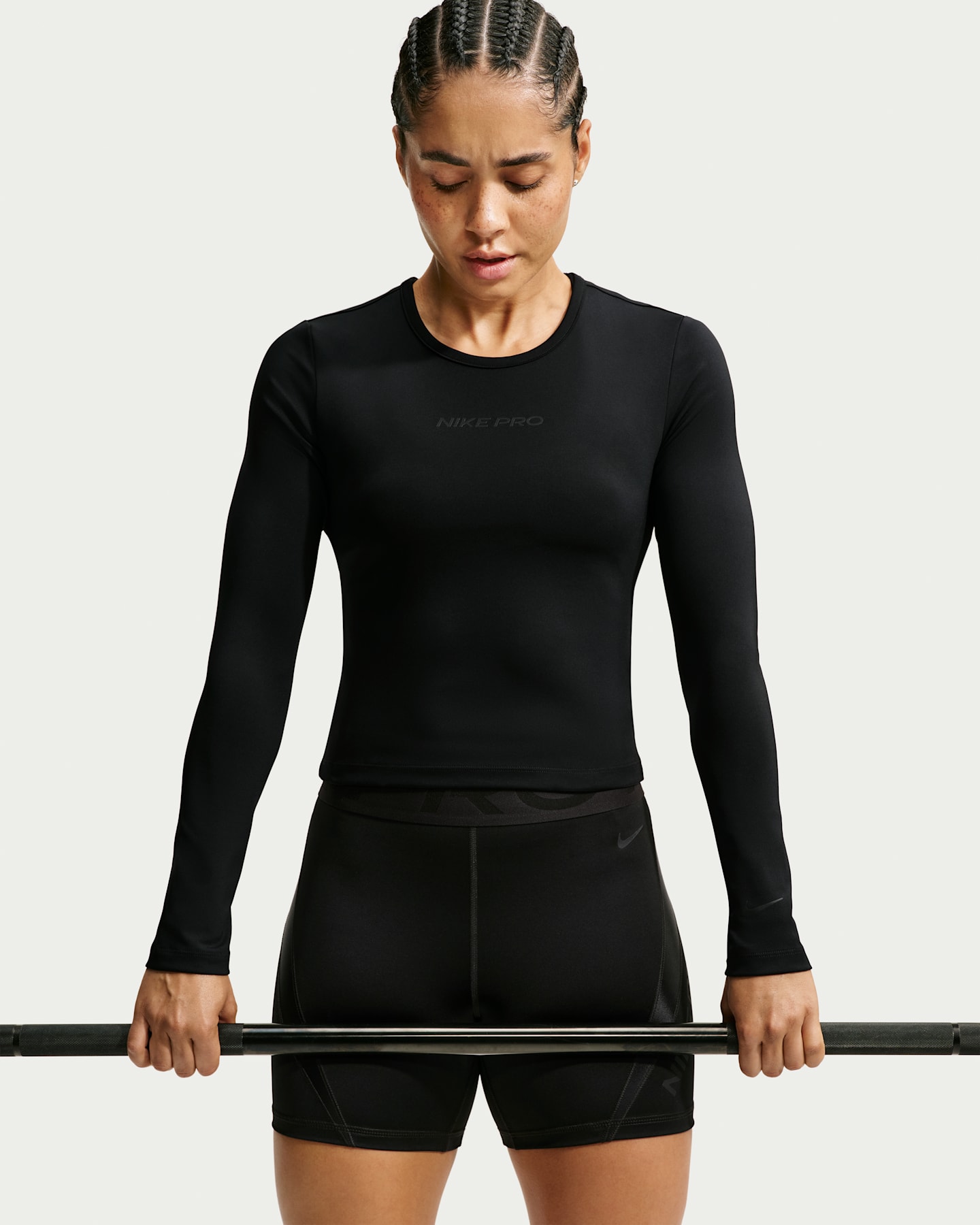 Женский топ Nike Pro Sculpt Dri-FIT с длинным рукавом, цвет: Чёрный — фото 7