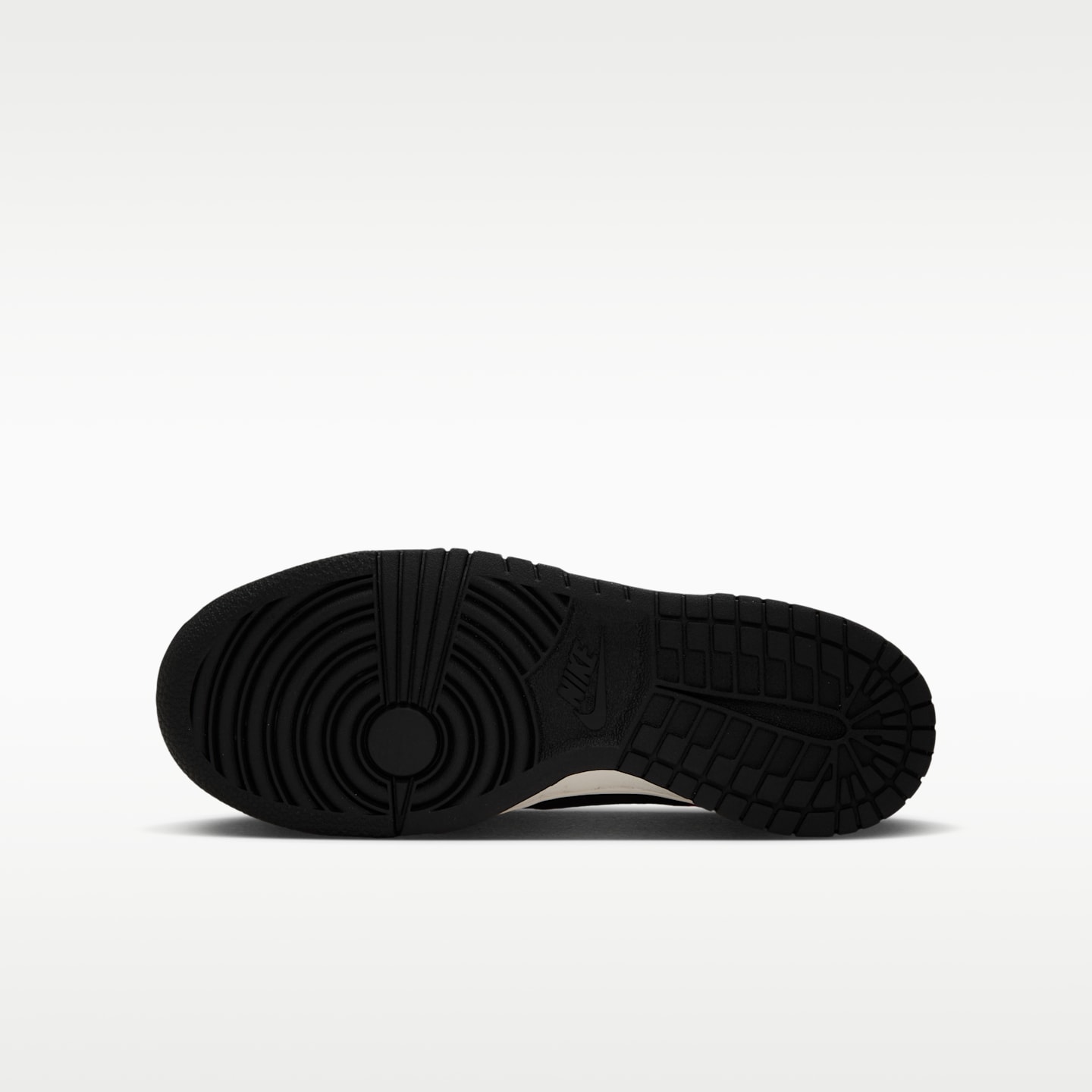Детские кроссовки Nike Dunk Low LV8 Big Kids' Shoes, цвет: Чёрный / Красный — фото 2
