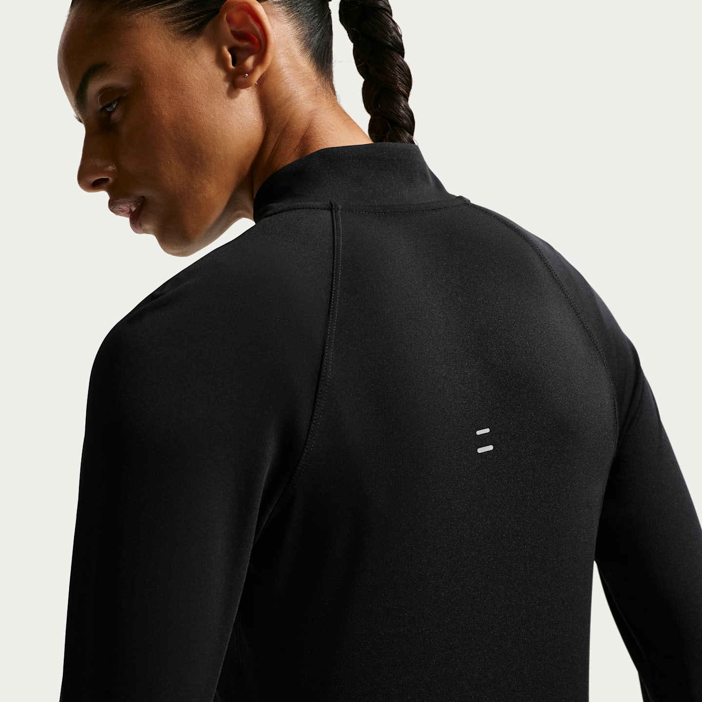 Женский беговой топ Nike Tempo Dri-FIT на молнии 1/4, цвет: Чёрный — фото 2