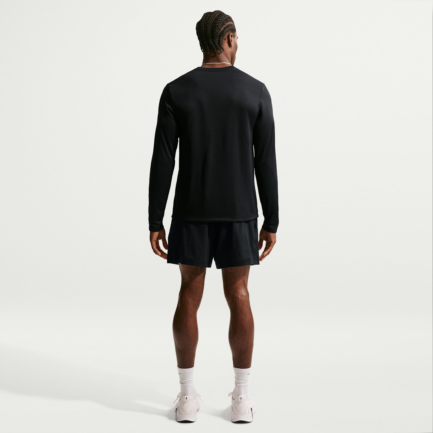 Мужской топ для фитнеса с длинным рукавом Nike Dri-FIT Legend, цвет: Чёрный / Серебряный — фото 5