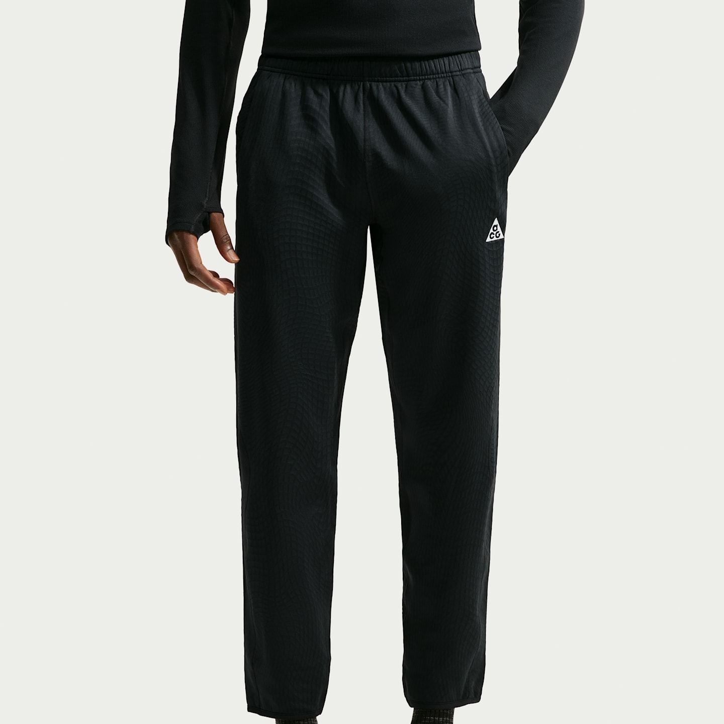 Мужские брюки для походов Nike ACG Wolf Grid Therma-FIT, цвет: Чёрный / Снежный белый — фото 2