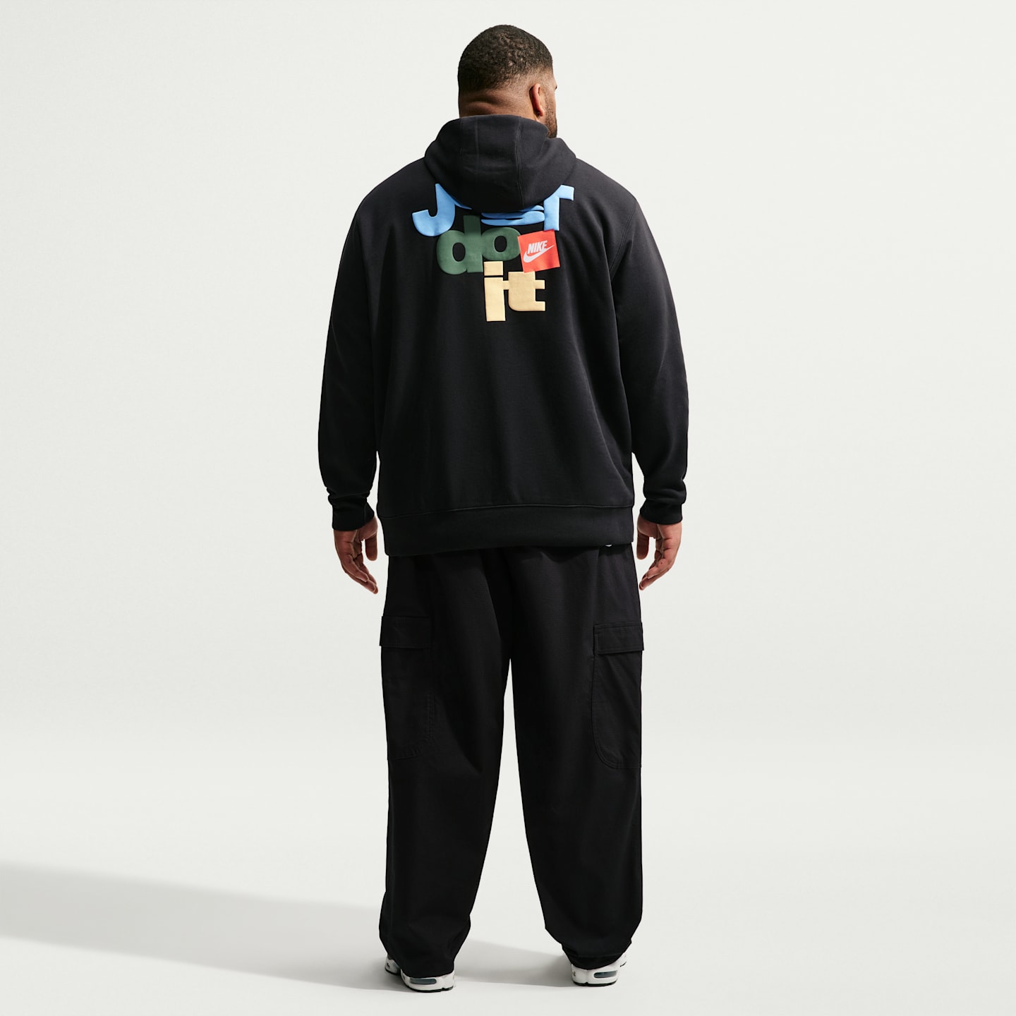 Мужское худи Nike Club из махрового трикотажа, цвет: Чёрный / Белый — фото 10