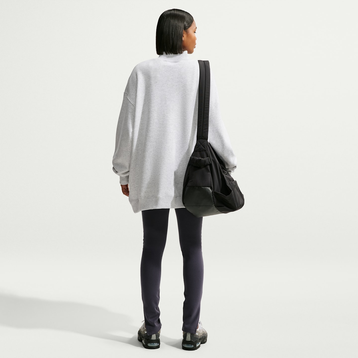 Женский свитшот Nike Studio Fleece Medium Weight оверсайз с воротником-стойкой, цвет: Берёзовый меланжевый / Чёрный — фото 5