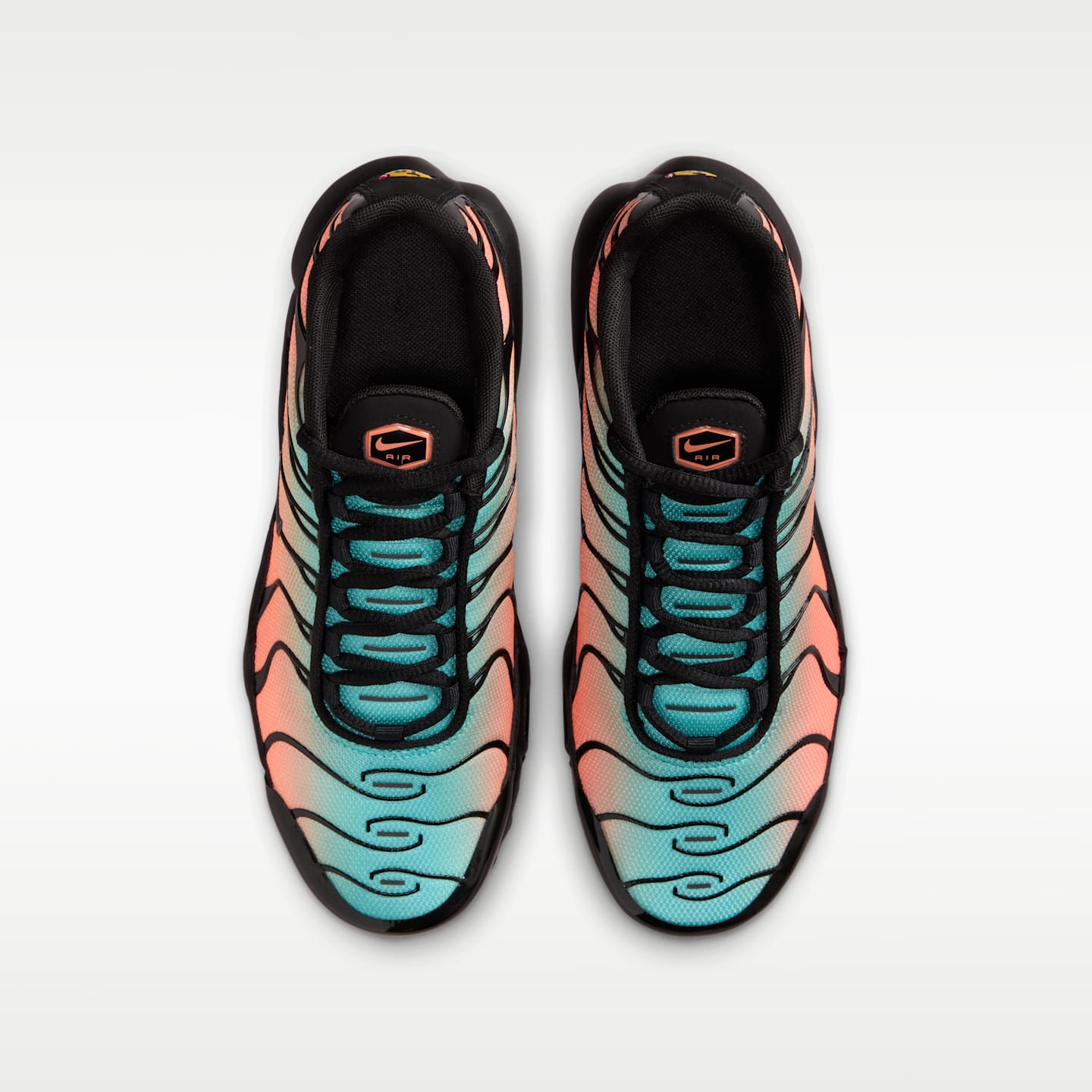 Детские кроссовки Nike Air Max Plus, цвет: Чёрный / Зелёный — фото 4