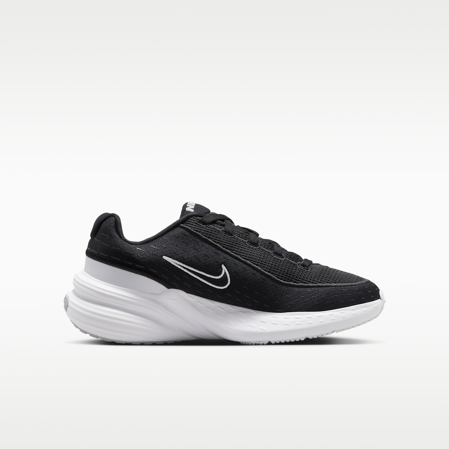 Детские кроссовки Nike Uplift SC, цвет: Чёрный / Белый — фото 3