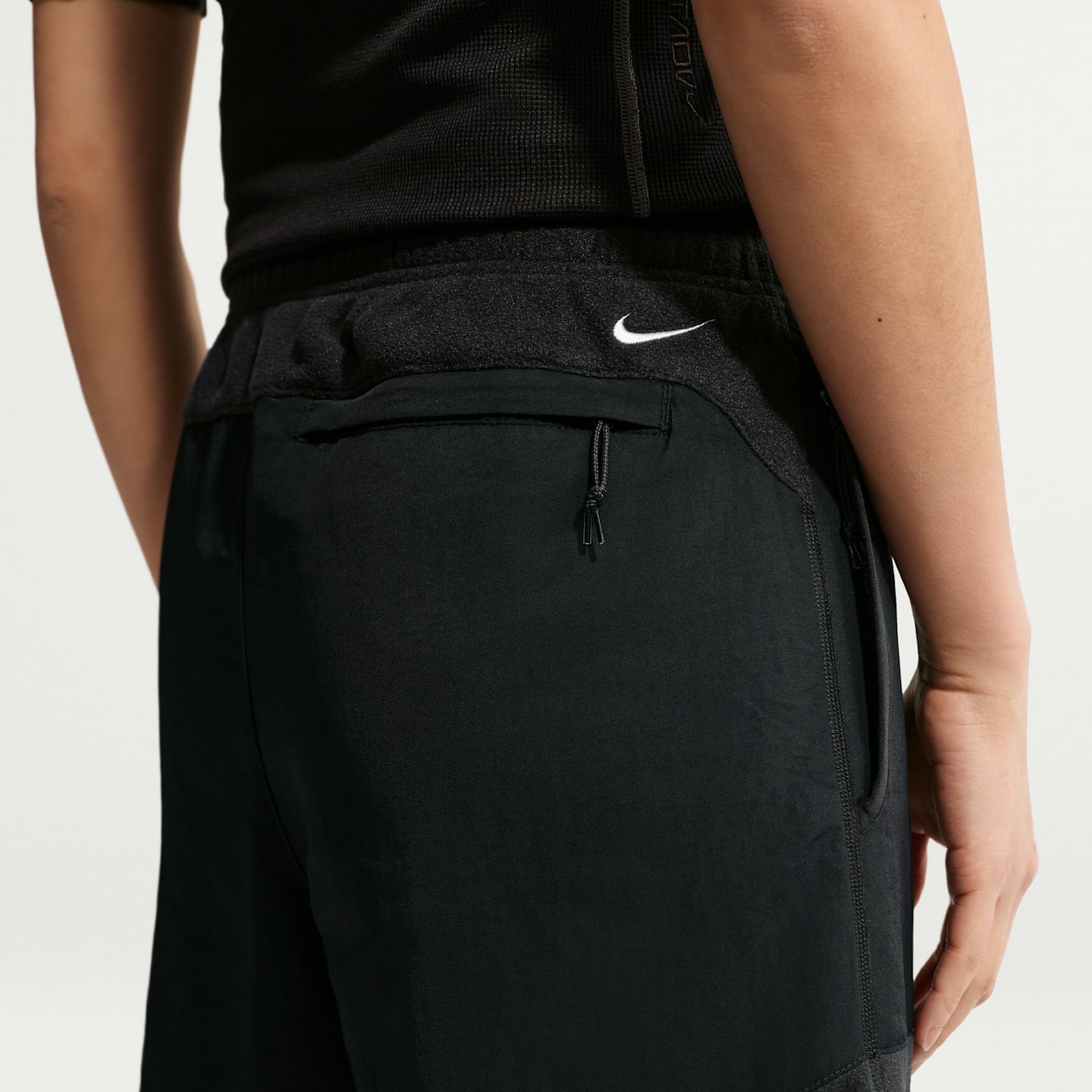 Мужские флисовые брюки Nike ACG Wolf Tree Plus, цвет: Чёрный / Снежный белый — фото 7