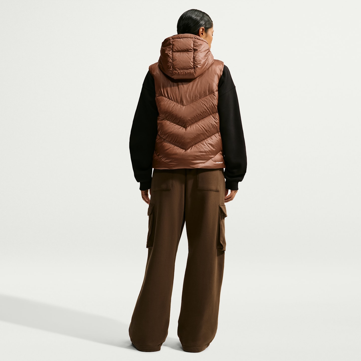 Женский жилет Nike Sportswear Windpuffer Loose Storm-FIT Hooded Down, цвет: Какао / Молочный — фото 5