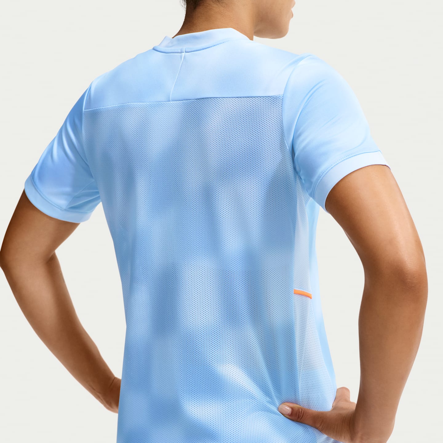 Женский топ Nike United Academy Dri-FIT Soccer, цвет: Синий / Оранжевый — фото 2