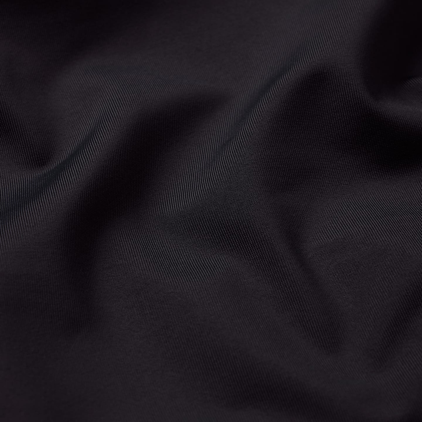 Женский бюстгальтер NikeSKIMS Satin Shine с высоким воротом, цвет: Обсидиановый — фото 4
