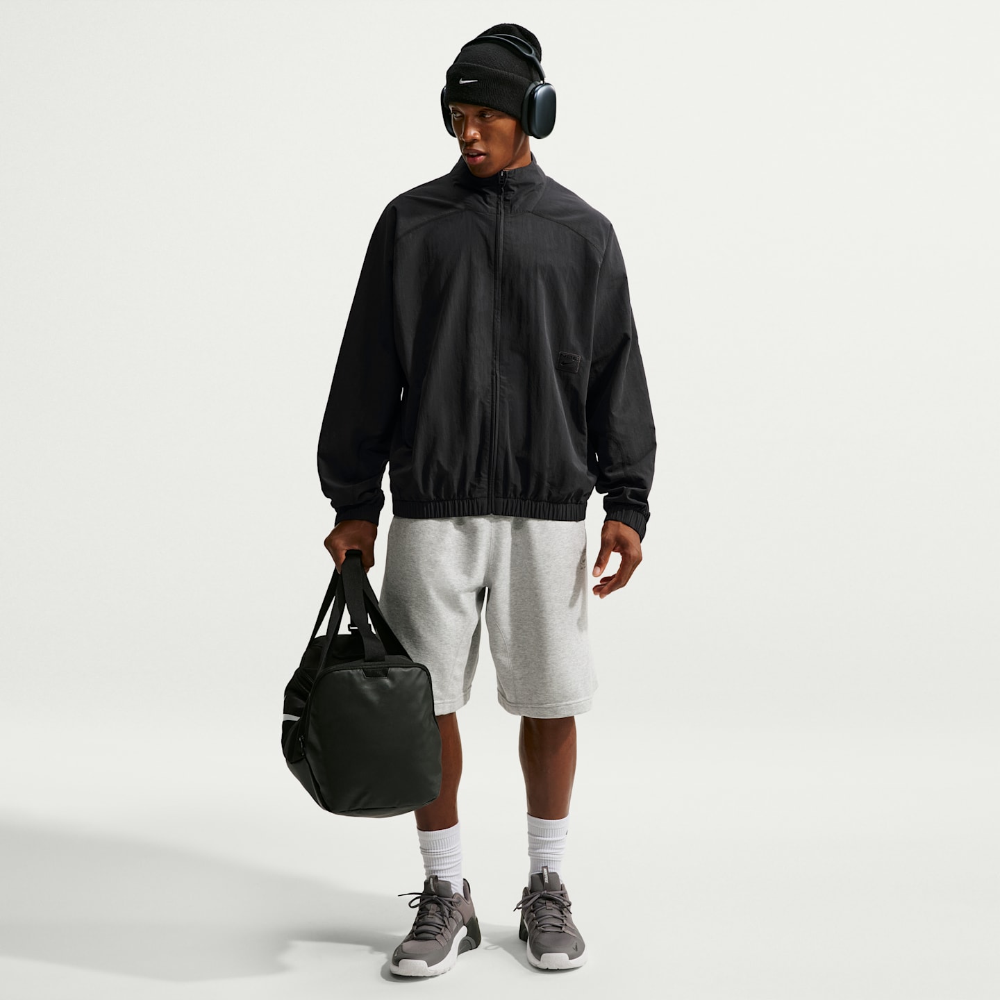 Мужская куртка Nike N.A.C. Dri-FIT Oversized Full-Zip Woven, цвет: Чёрный — фото 4