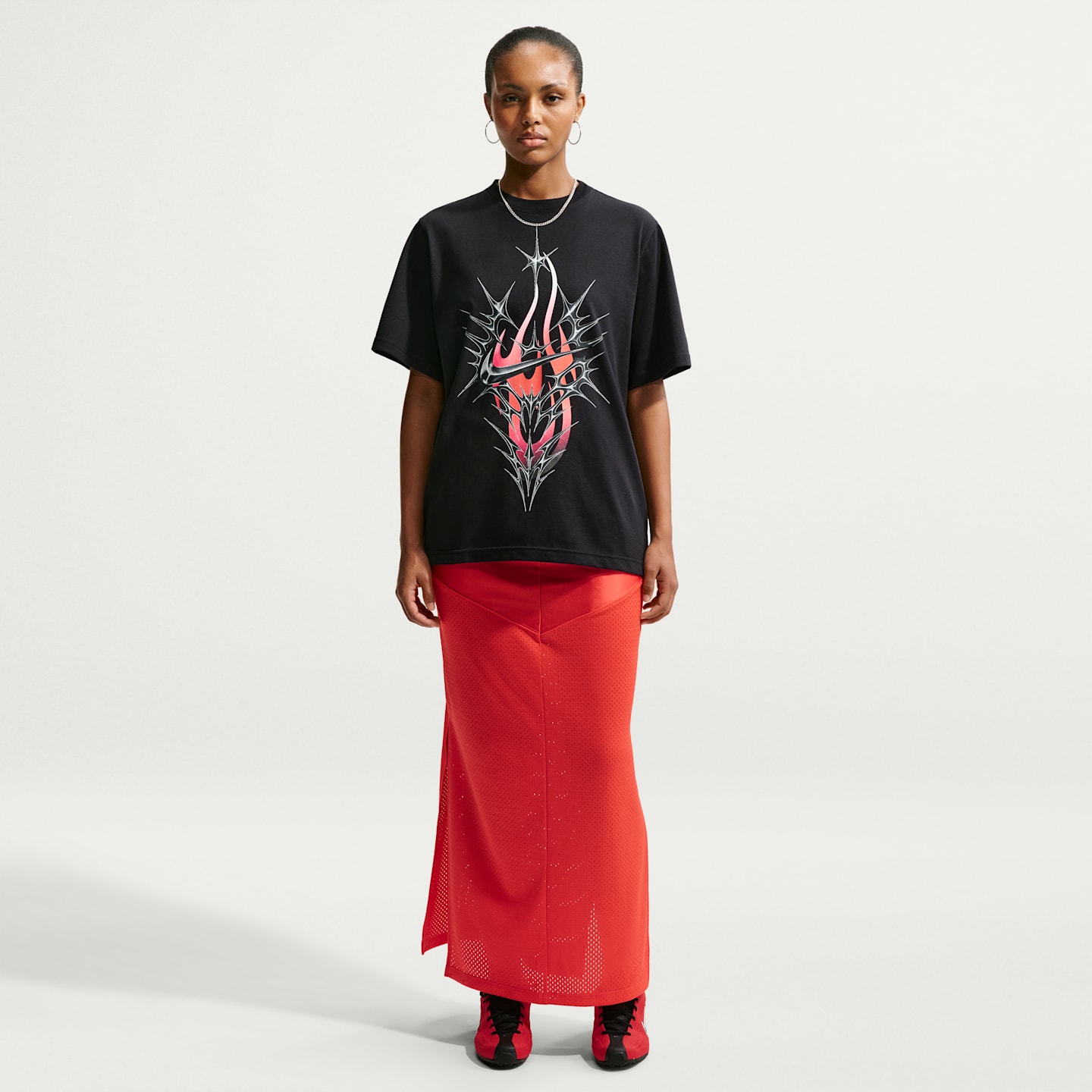 Женская футболка Nike Sportswear, цвет: Чёрный — фото 4