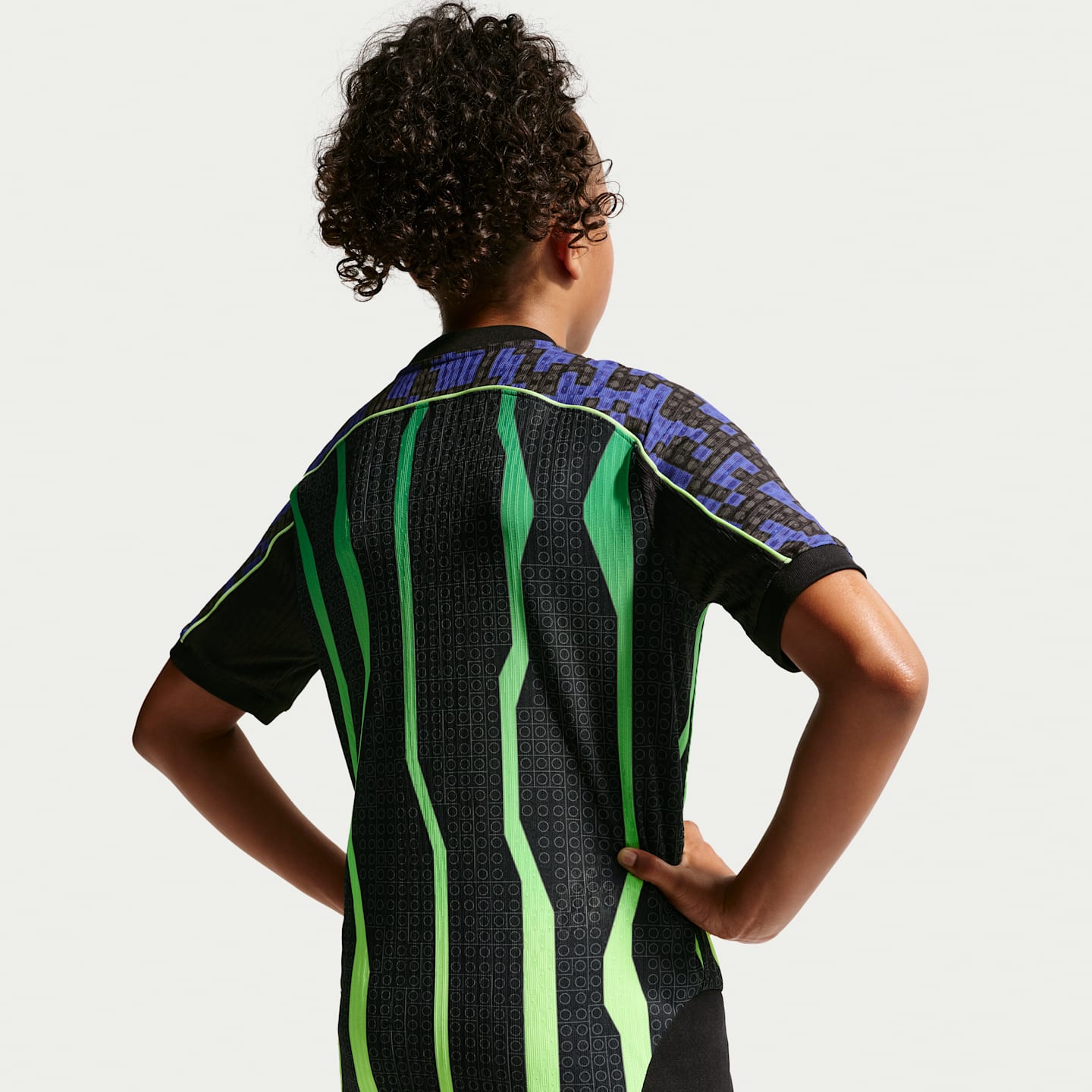 Детский топ Nike x LEGO® Collection Aero-FIT Soccer Jersey, цвет: Чёрный / Светлый лаймовый — фото 4