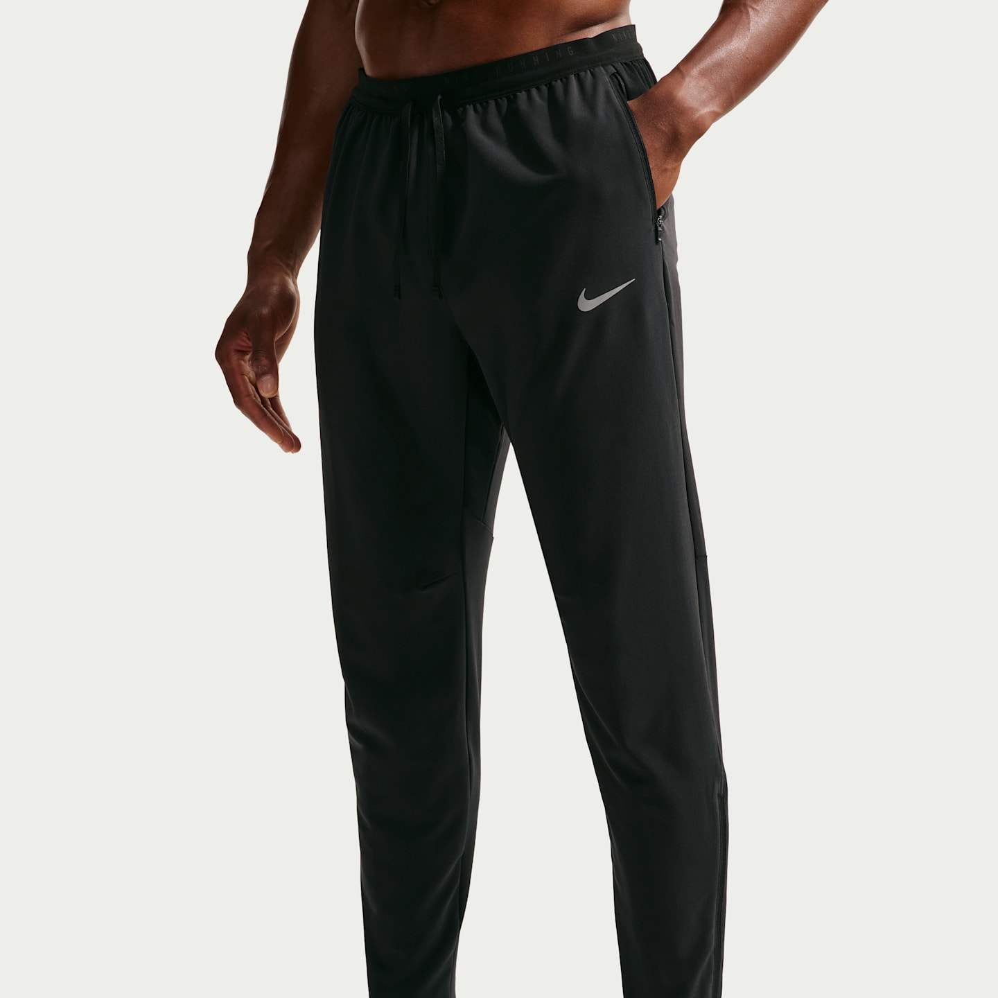 Мужские тканые беговые брюки Nike Stride Dri-FIT, цвет: Чёрный — фото 2