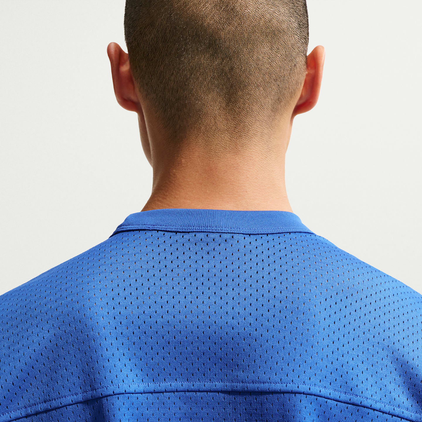 Мужской топ Nike SB Mesh Football Jersey Skate Top, цвет: Королевский синий — фото 2