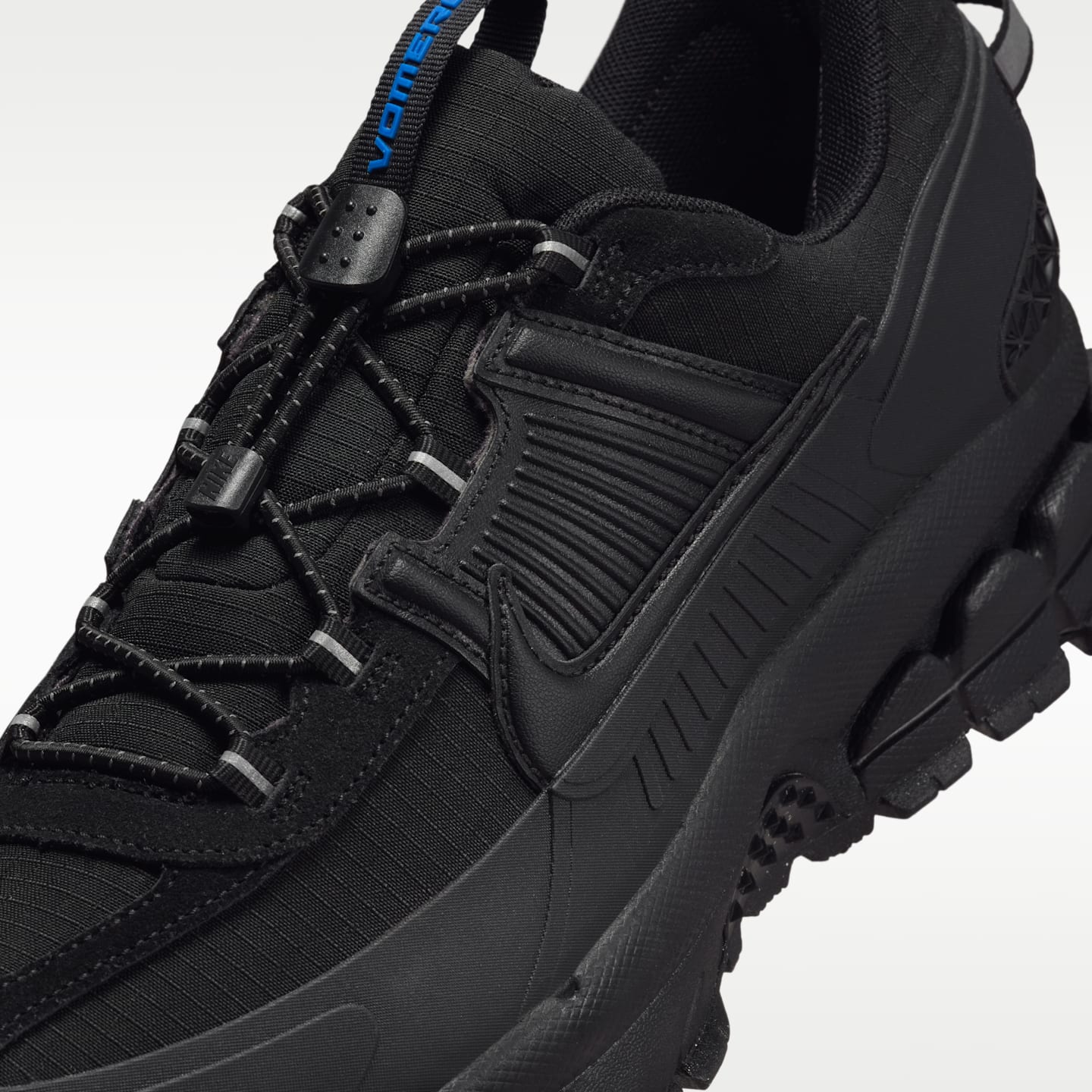 Мужские зимние кроссовки Nike Zoom Vomero Roam, цвет: Чёрный / Синий — фото 7