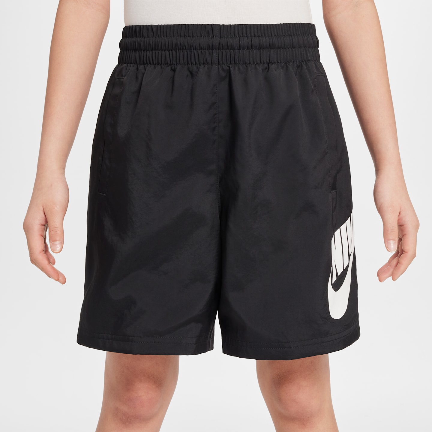 Детские тканые шорты Nike Sportswear Club, цвет: Чёрный / Белый — фото 3