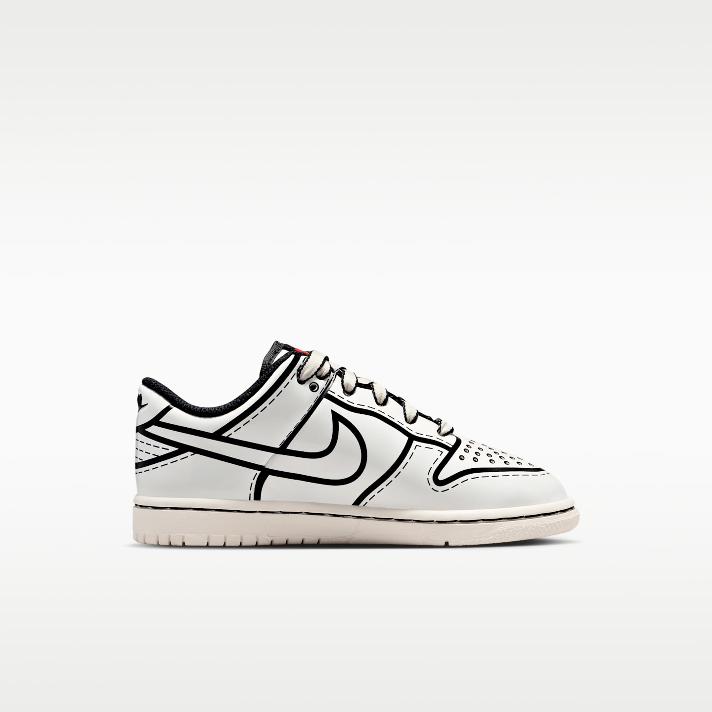 Детские кроссовки Nike Dunk Low x LEGO® Collection Little Kids' Shoes, цвет: Молочный / Чёрный — фото 3