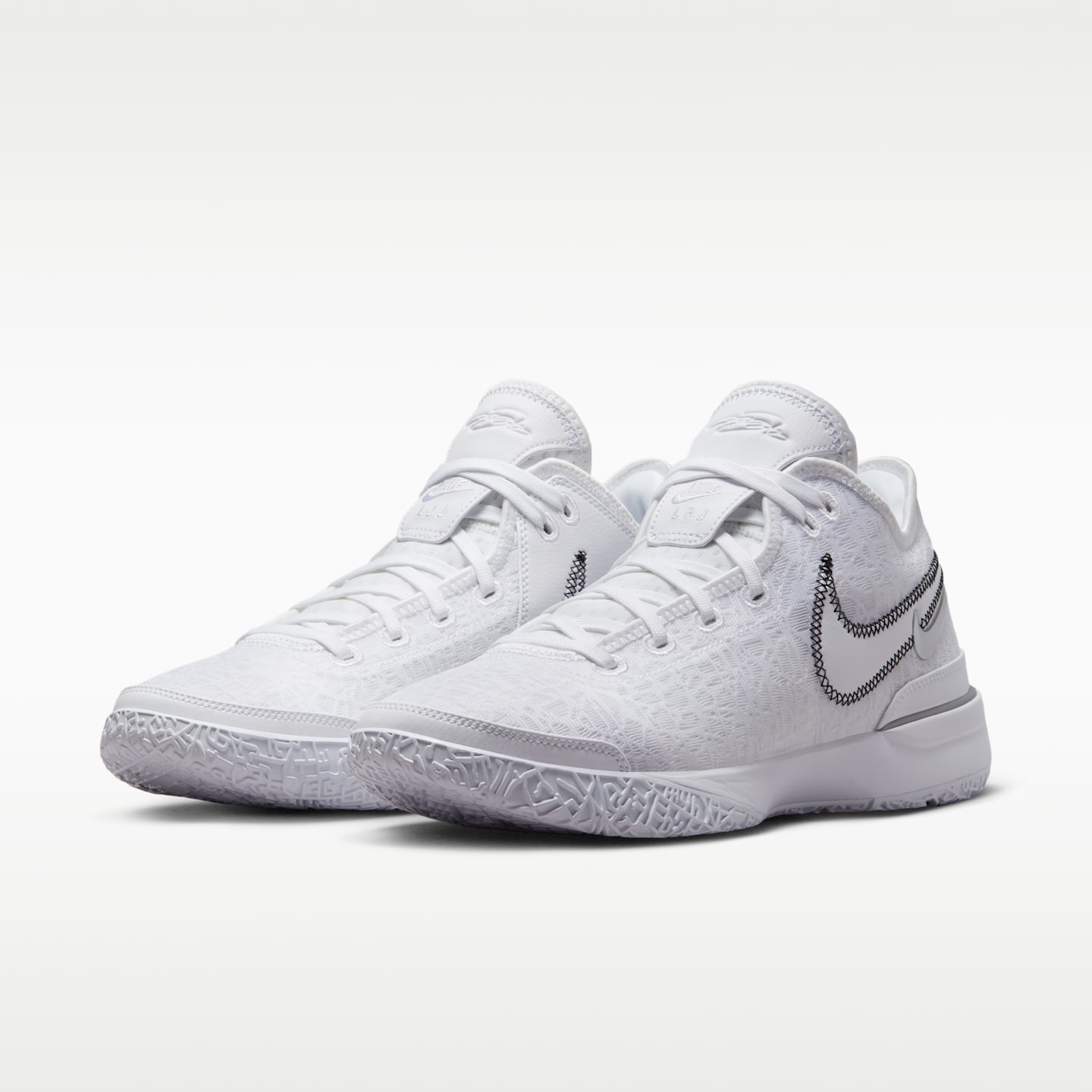 Мужские кроссовки Nike LeBron Nxxt Gen Basketball, цвет: Белый / Чёрный — фото 5