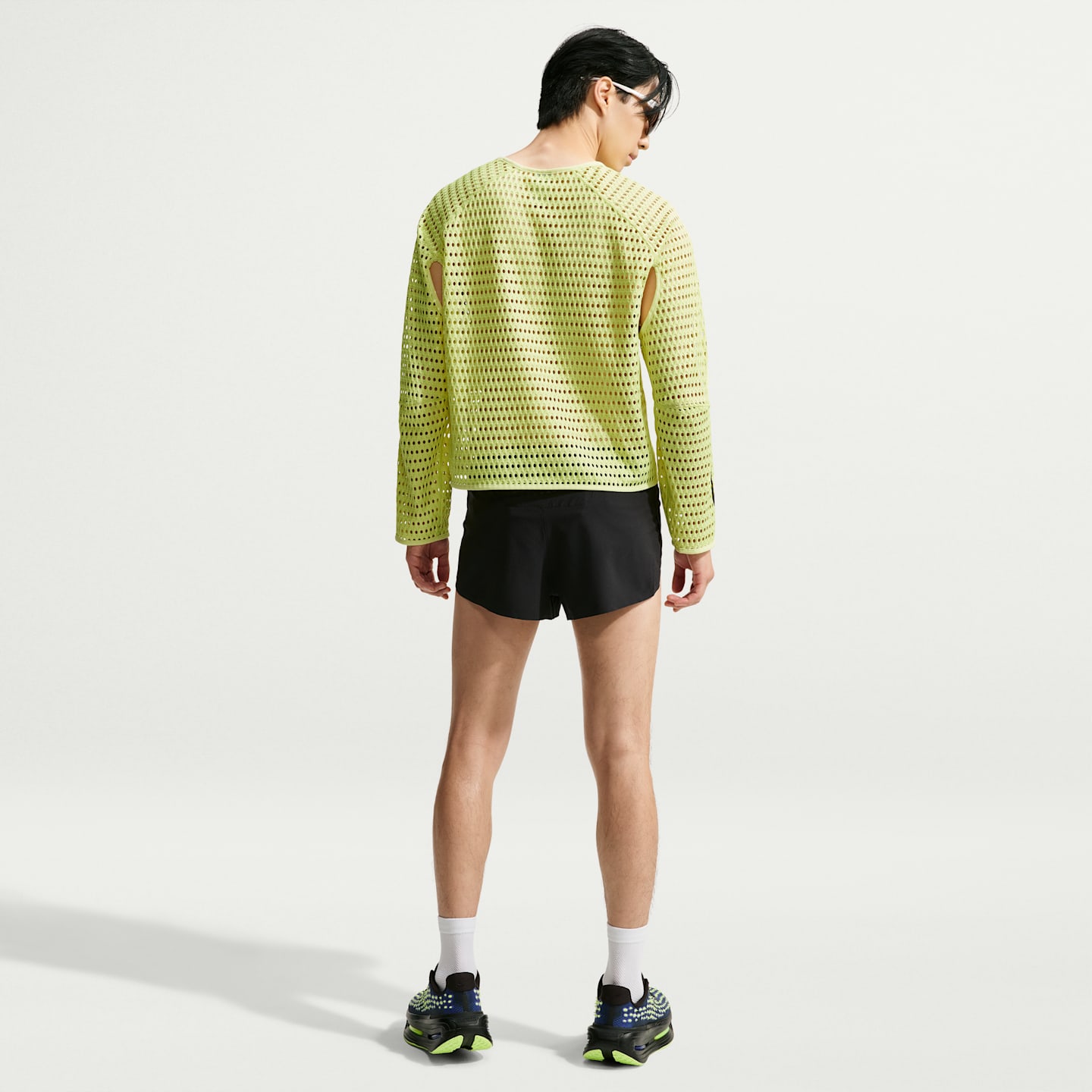 Мужской топ Nike Radical AirFlow Aero-FIT Long-Sleeve Running Top, цвет: Светлый лимонный / Чёрный — фото 5