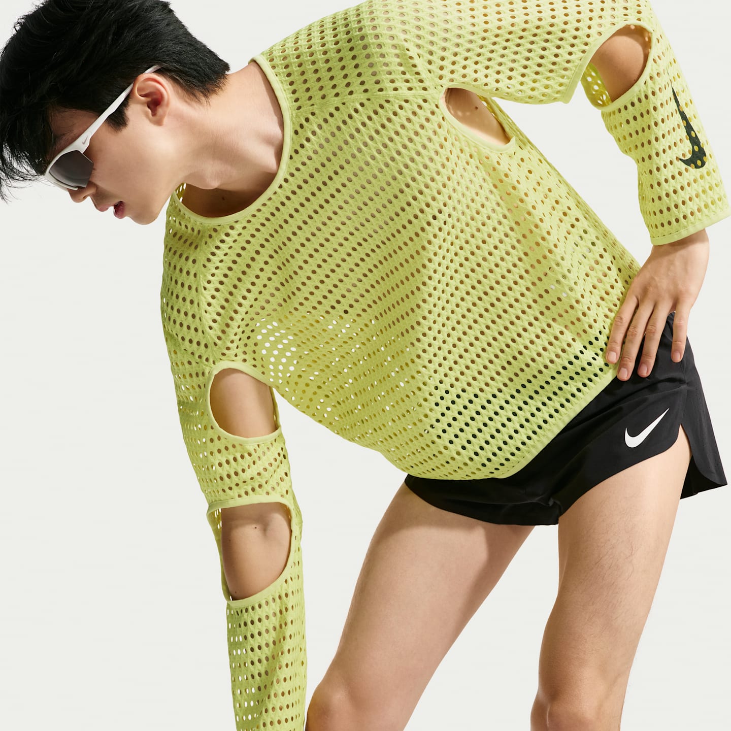 Мужской топ Nike Radical AirFlow Aero-FIT Long-Sleeve Running Top, цвет: Светлый лимонный / Чёрный — фото 3