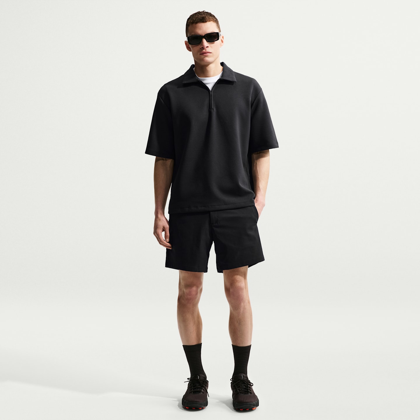 Мужские шорты 6" Nike 24.7 PerfectStretch Dri-FIT, цвет: Чёрный / Серый — фото 1