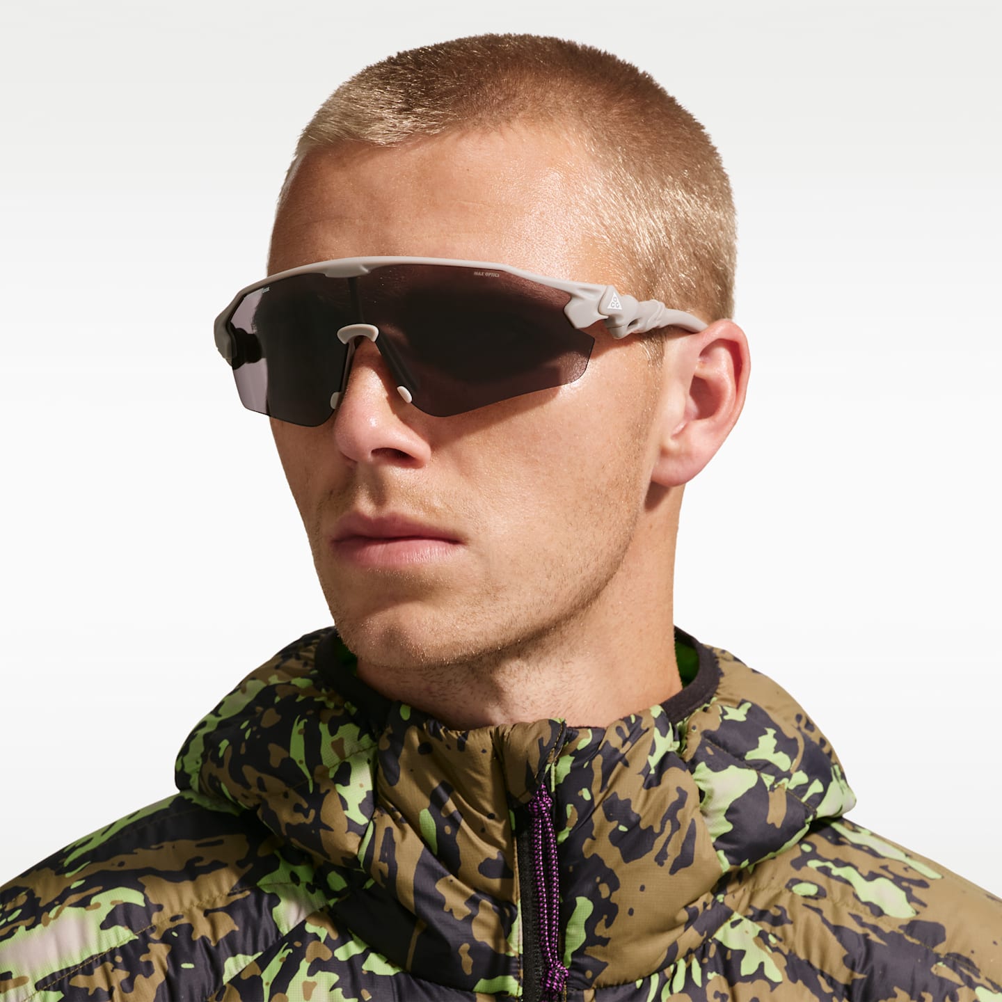 Солнцезащитные очки Nike ACG Vista Peak, цвет: Серый — фото 2