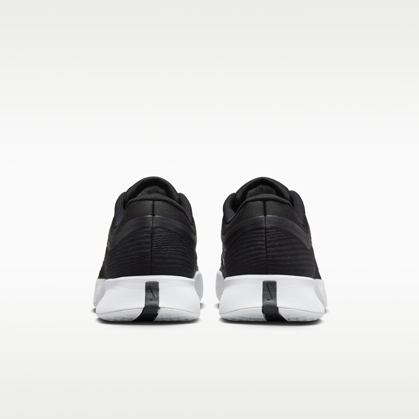 Мужские кроссовки Nike Vapor Pro 3 Clay Court Tennis Shoes, цвет: Чёрный / Белый — фото 6