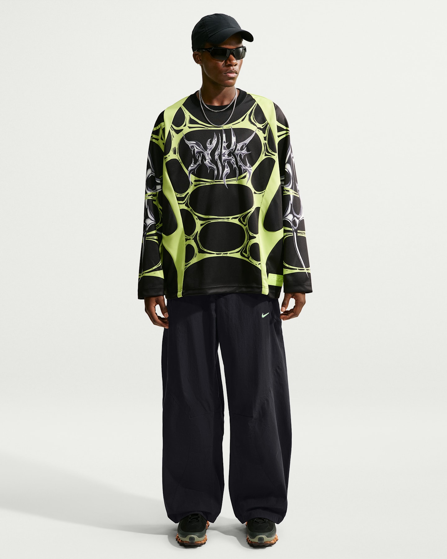 Мужские брюки Nike Project F.R.O.G. Woven Flow, цвет: Чёрный / Зелёный — фото 12