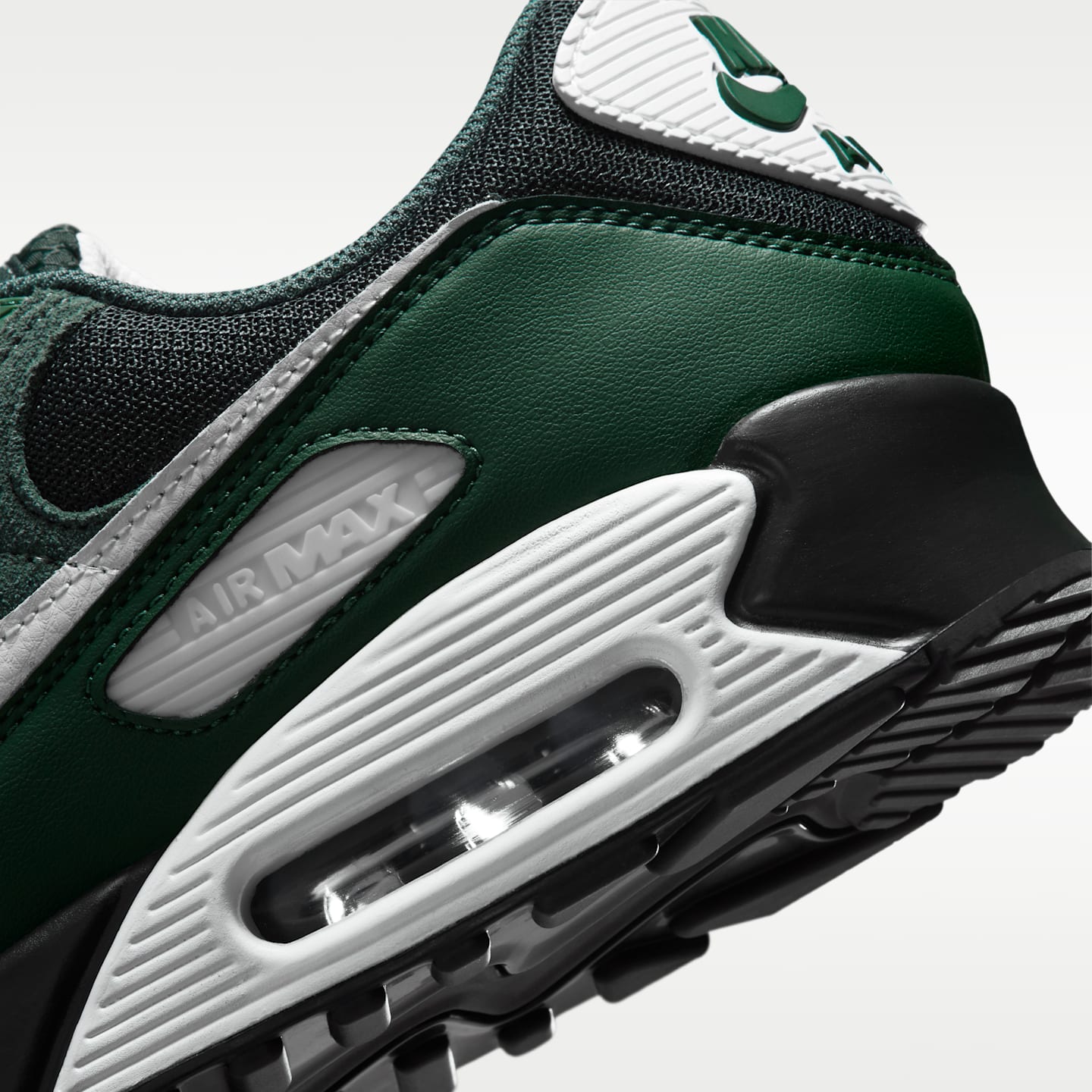 Мужские кроссовки Nike Air Max 90, цвет: Чёрный еловый / Зелёный — фото 8