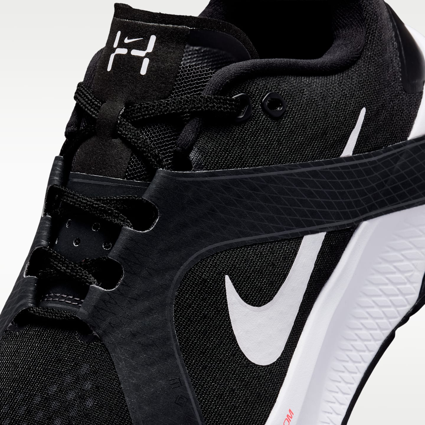 Мужские кроссовки Nike Hybrid RN Training, цвет: Чёрный / Антрацитовый, вариант 1 — фото 7