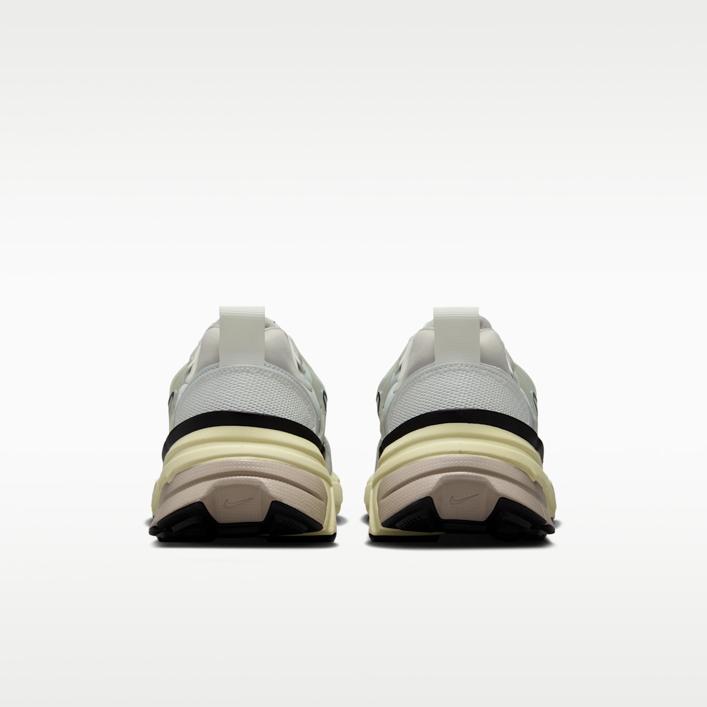 Мужские кроссовки Nike V2K Run, цвет: Снежный белый / Платиновый — фото 7