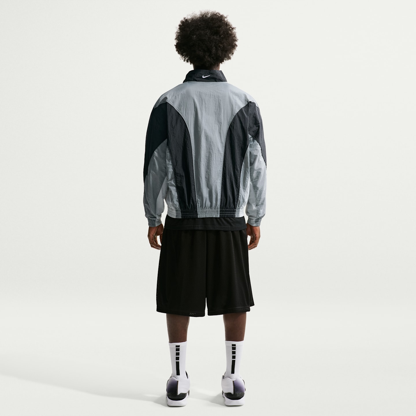 Мужская баскетбольная куртка Nike, цвет: Дымчатый серый / Чёрный — фото 5