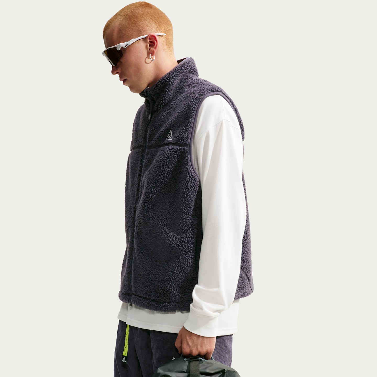Мужской жилет Nike ACG Canwell Glacier Therma-FIT ADV, цвет: Серебряный / Снежный белый — фото 3
