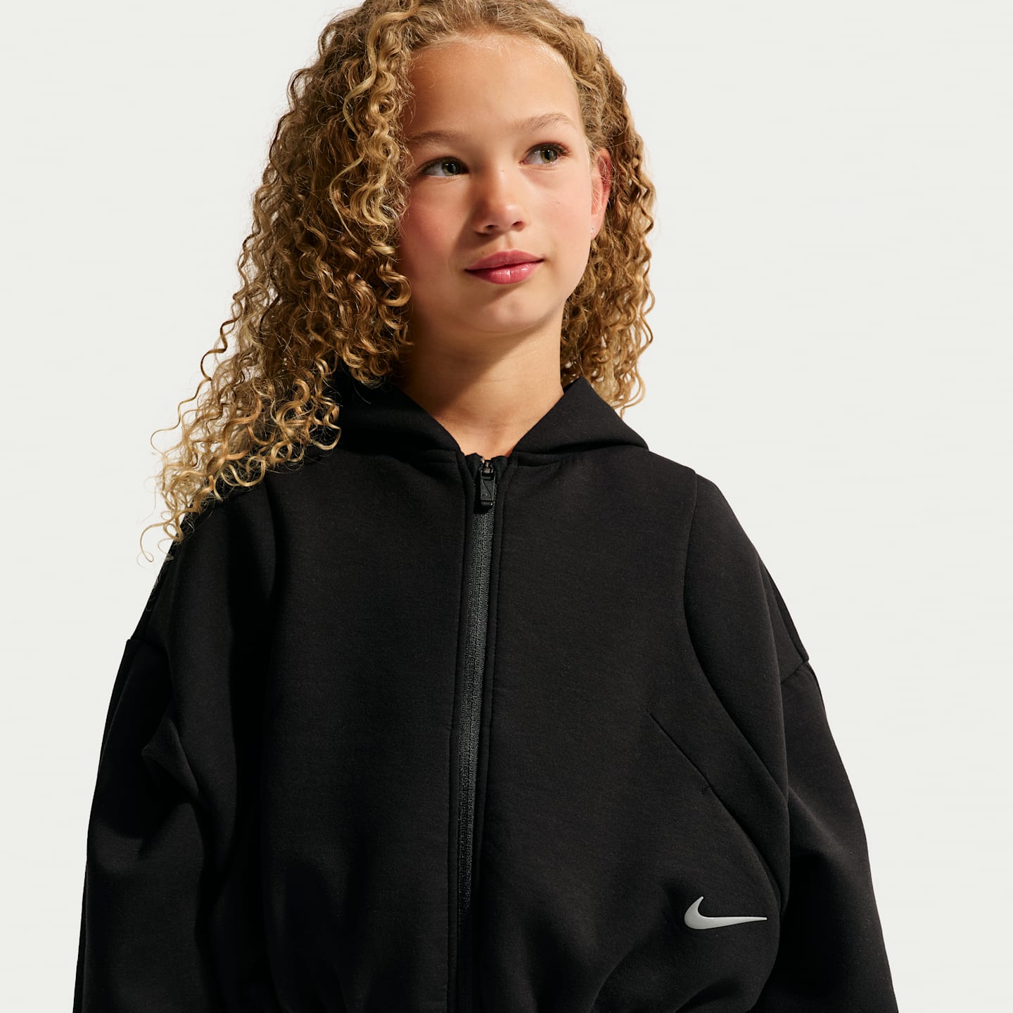 Детский комплект Nike Luxe Perform из 2 предметов с худи на молнии, цвет: Чёрный — фото 2