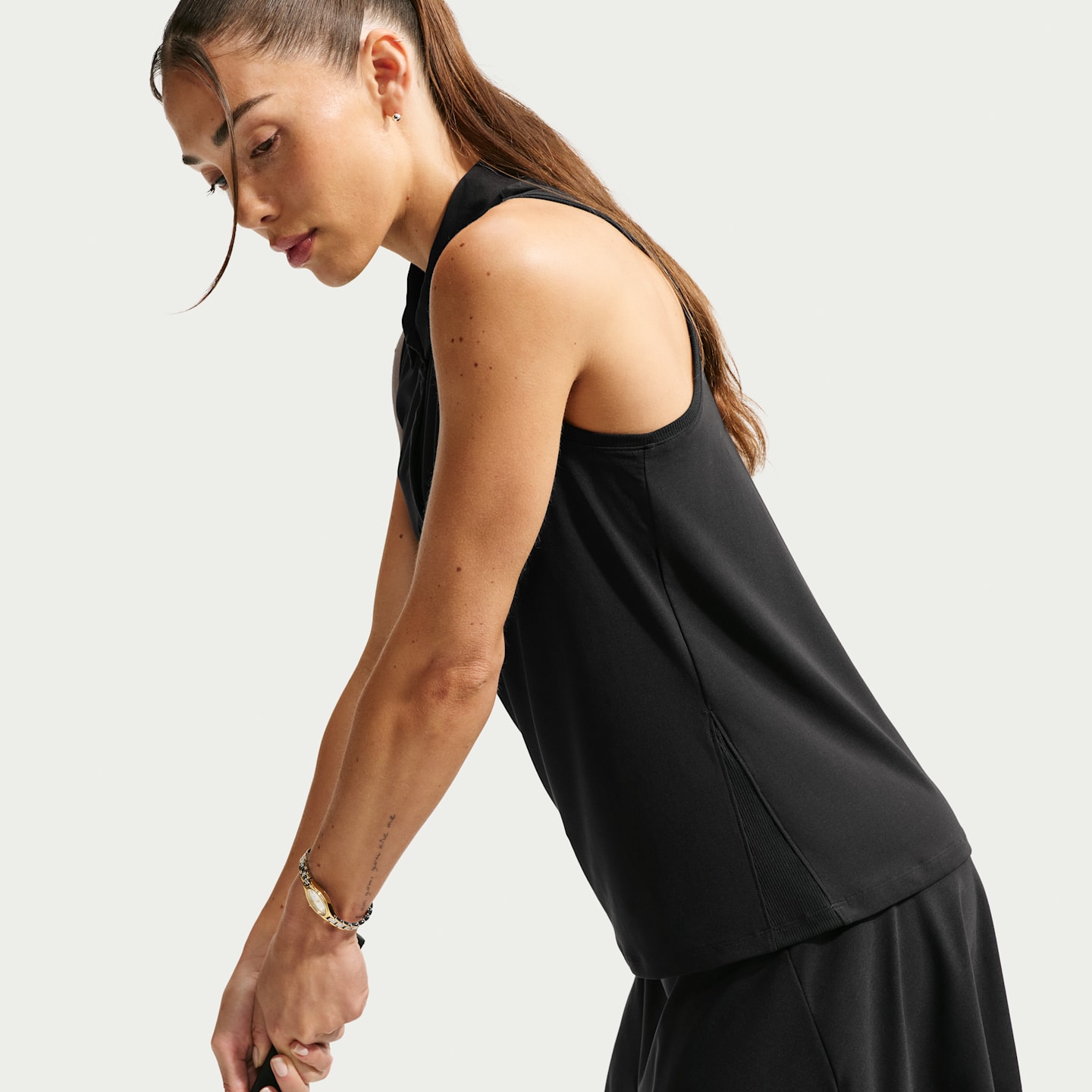 Женское поло Nike Victory Dri-FIT Sleeveless Polo, цвет: Чёрный / Белый — фото 3