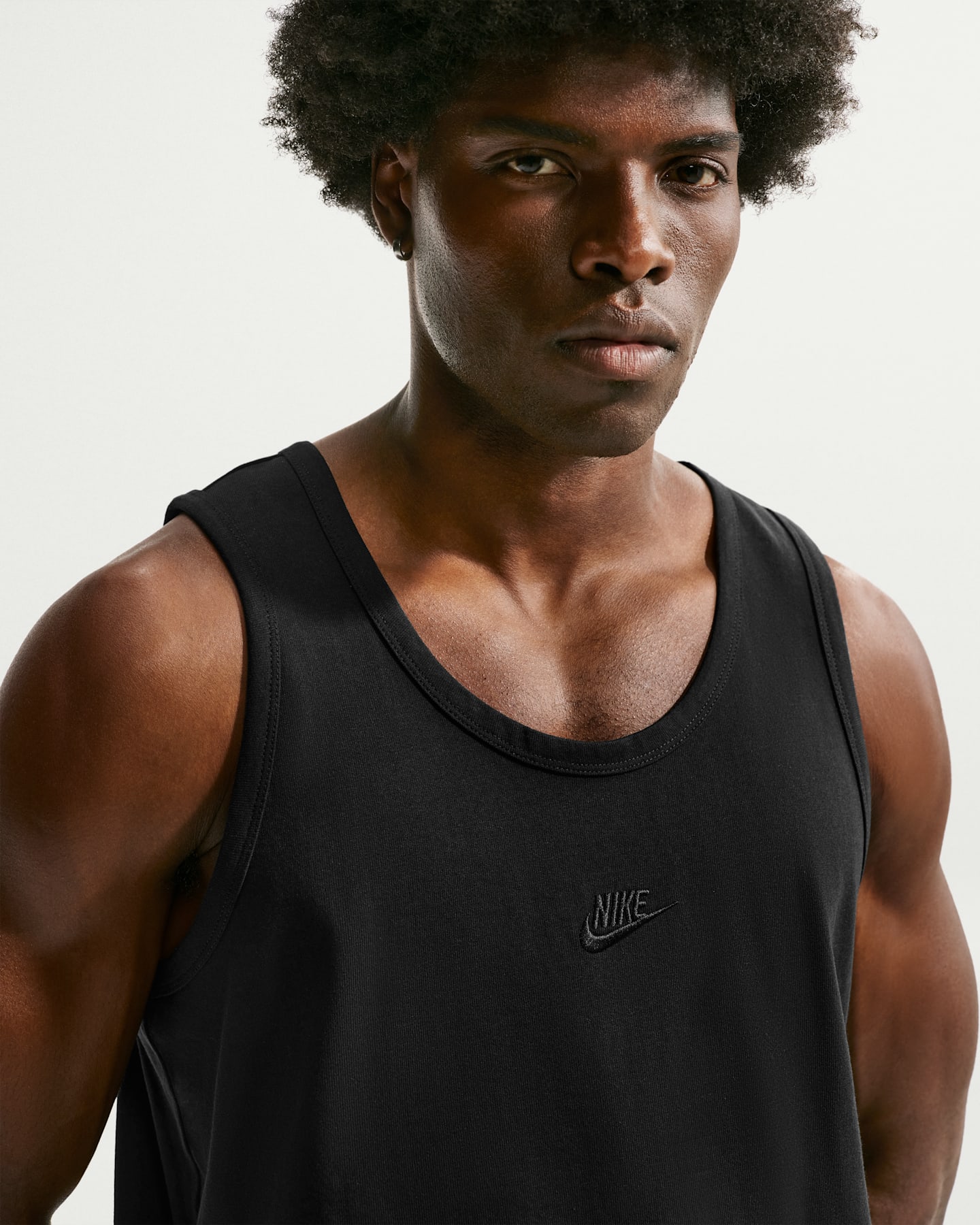 Мужская майка Nike Sportswear Premium Essentials, цвет: Чёрный — фото 6