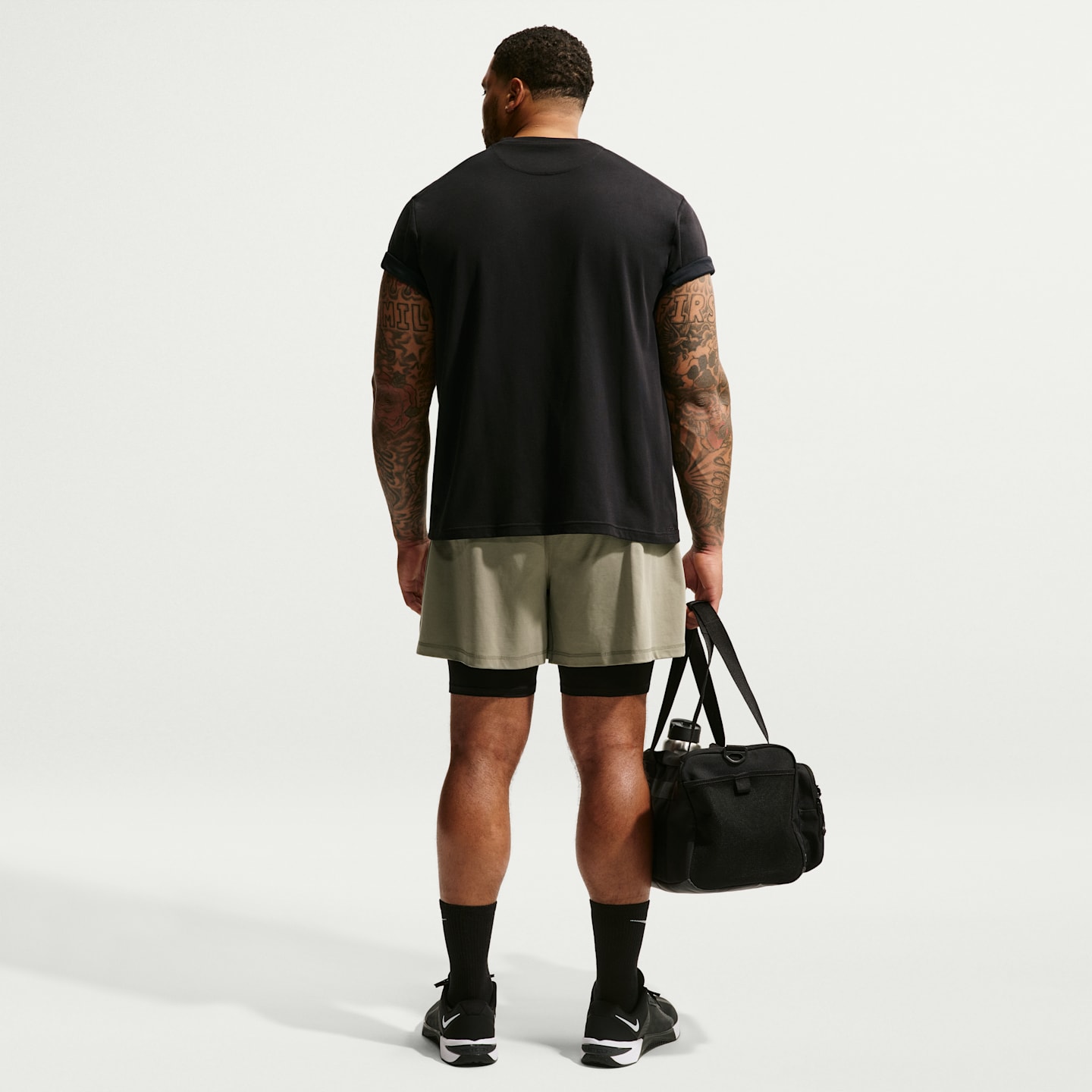 Мужские длинные шорты для фитнеса Nike Pro Dri-FIT, цвет: Чёрный / Белый — фото 12