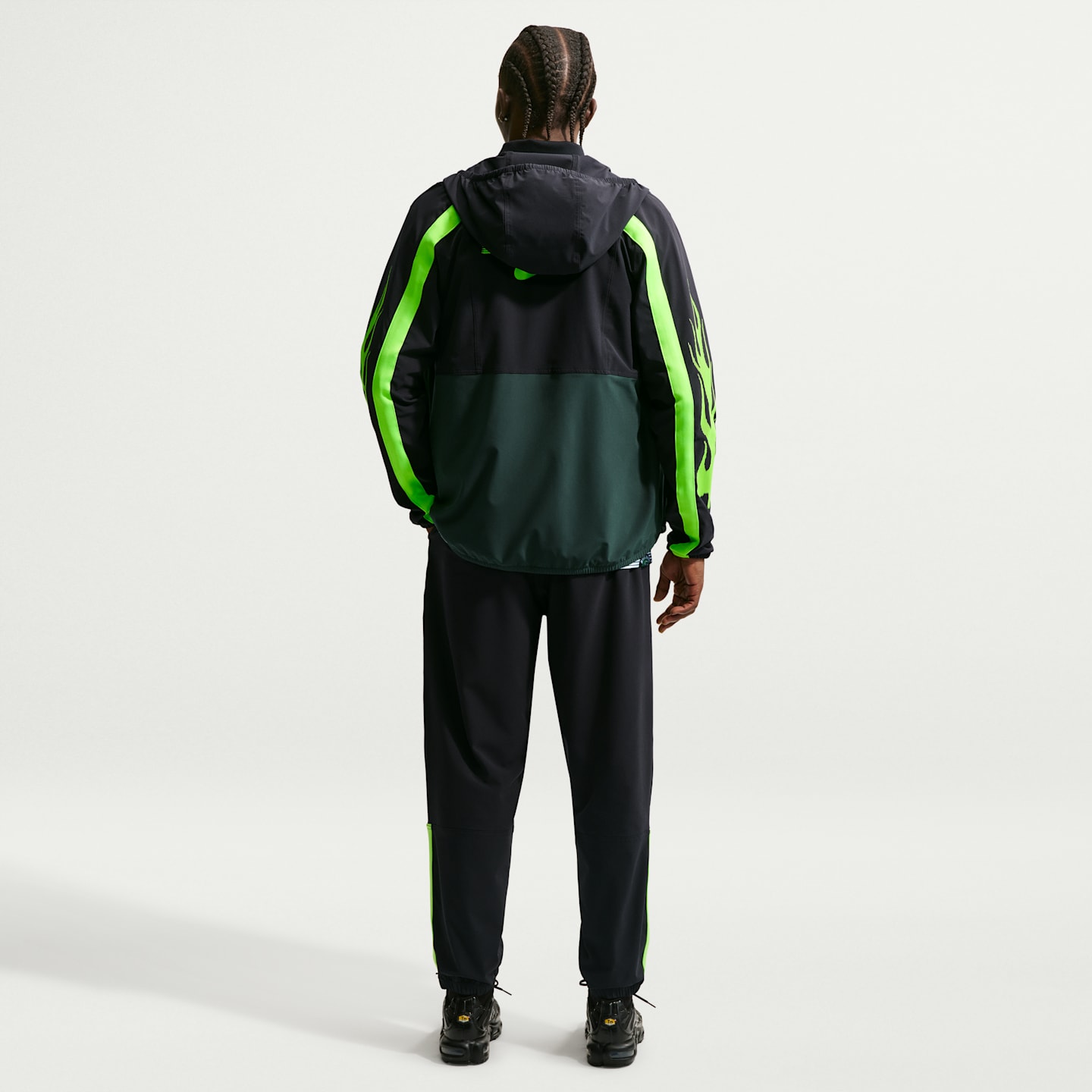 Мужская футбольная тканая куртка Nike Dri-FIT Nigeria Energy, цвет: Чёрный / Зелёный — фото 5