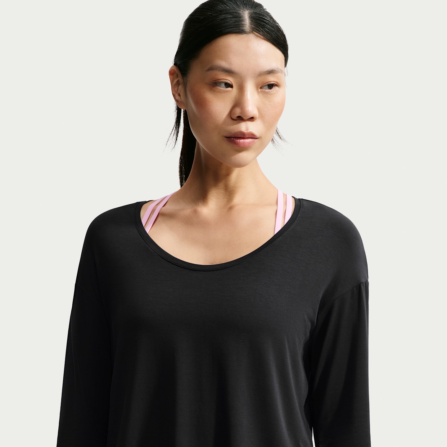 Женский лонгслив Nike Zenvy Dri-FIT, цвет: Чёрный / Холодный серый — фото 1